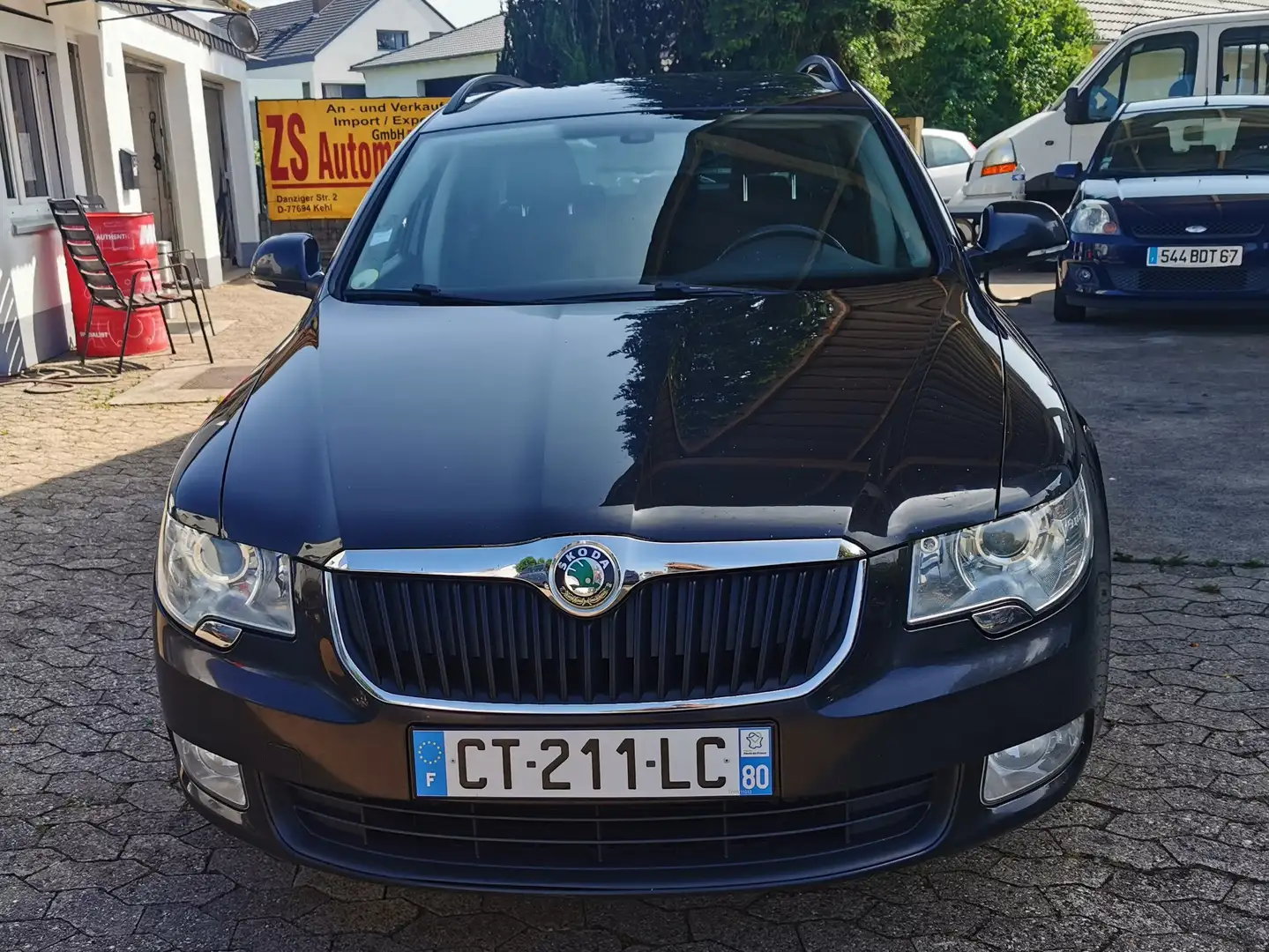 Skoda Superb Combi 1.6 TDI GreenLine Grau - 2