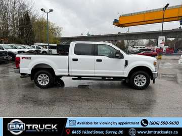 XLT / Crew Cab / 6'9" Box / 4x4