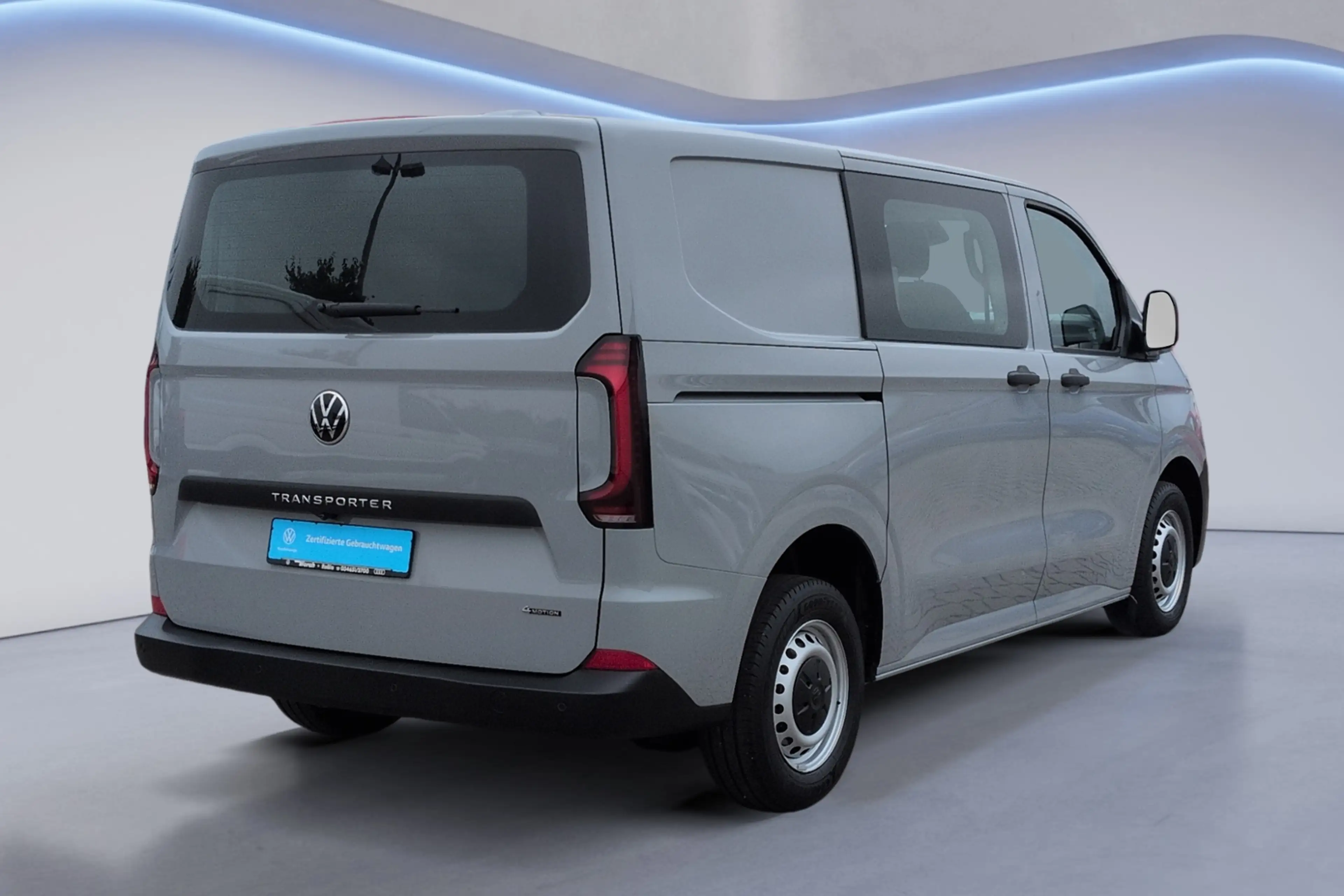 Volkswagen T7 Caravelle Kasten Plus 2.0 TDI 4MO AHK+SH+NAVI+MATRIX+ — photo 6