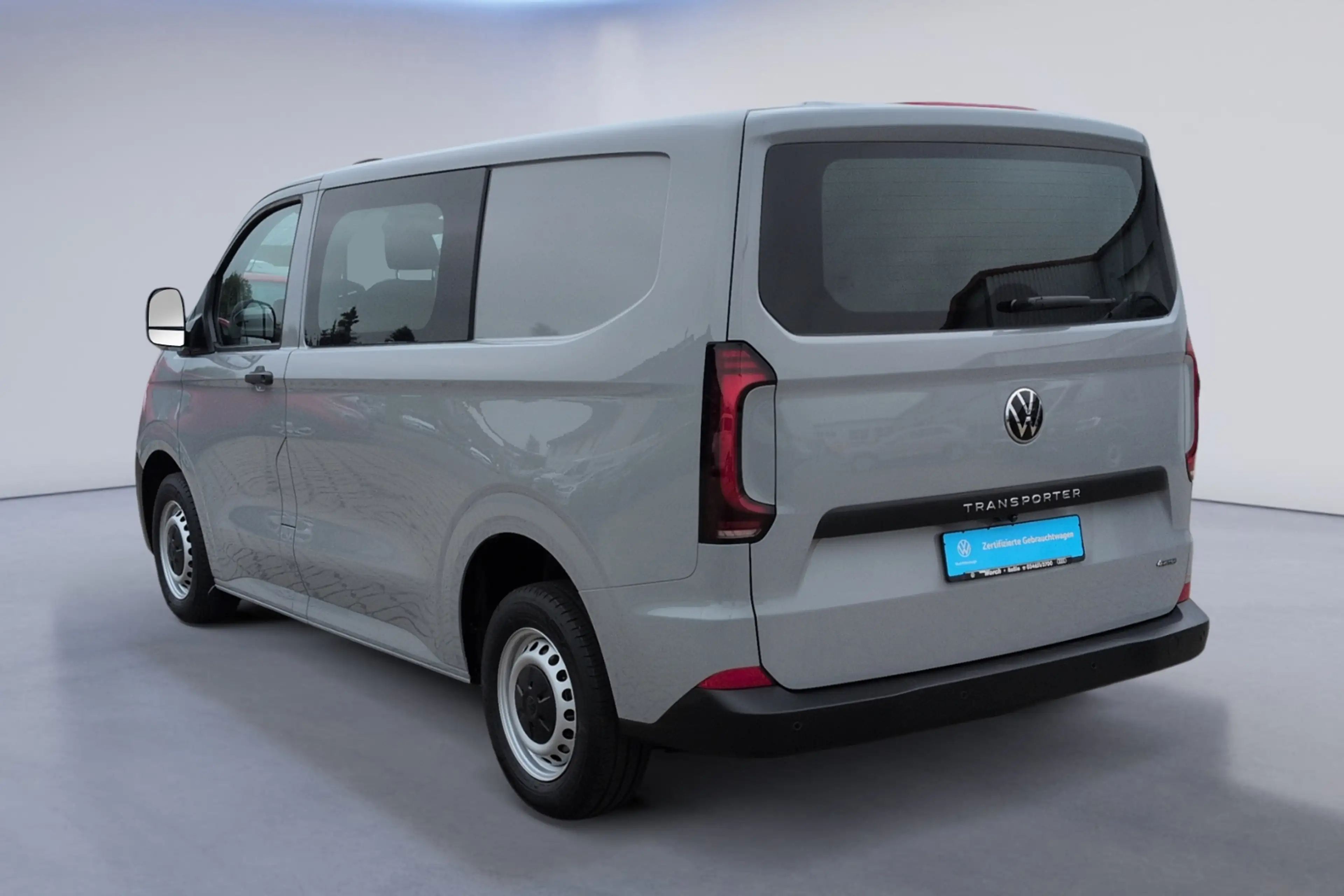 Volkswagen T7 Caravelle Kasten Plus 2.0 TDI 4MO AHK+SH+NAVI+MATRIX+ — photo 4