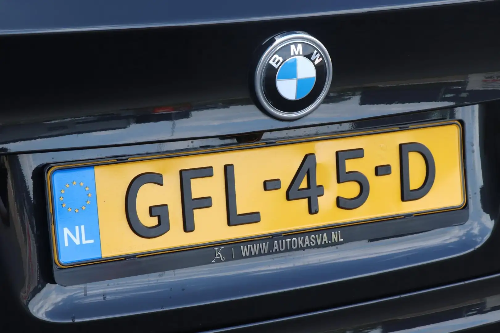 BMW X5 XDrive30i | Youngtimer - Dealer OND. - Nieuwstaat! Zwart - 2