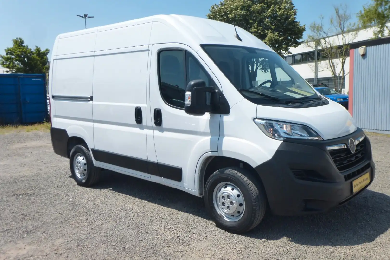 Opel Movano L1H2 Klima Standhzg Sitzhzg Temp  Kam AHK Weiß - 2