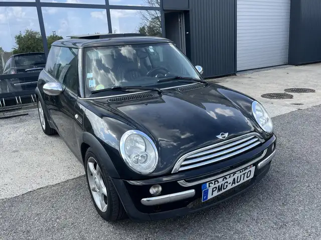 Mini Cooper Cooper main image