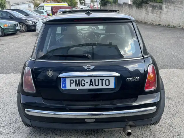 Mini Cooper Cooper view 7