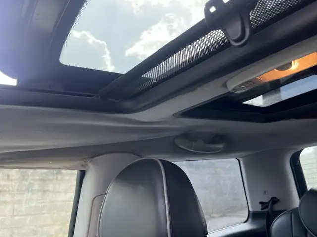 Mini Cooper Cooper view 13
