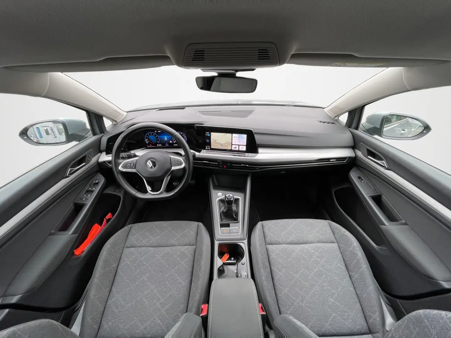 Volkswagen Golf VIII Variant Life 1.5 TSI LED+NAV+ACC+HUD Grau - 2