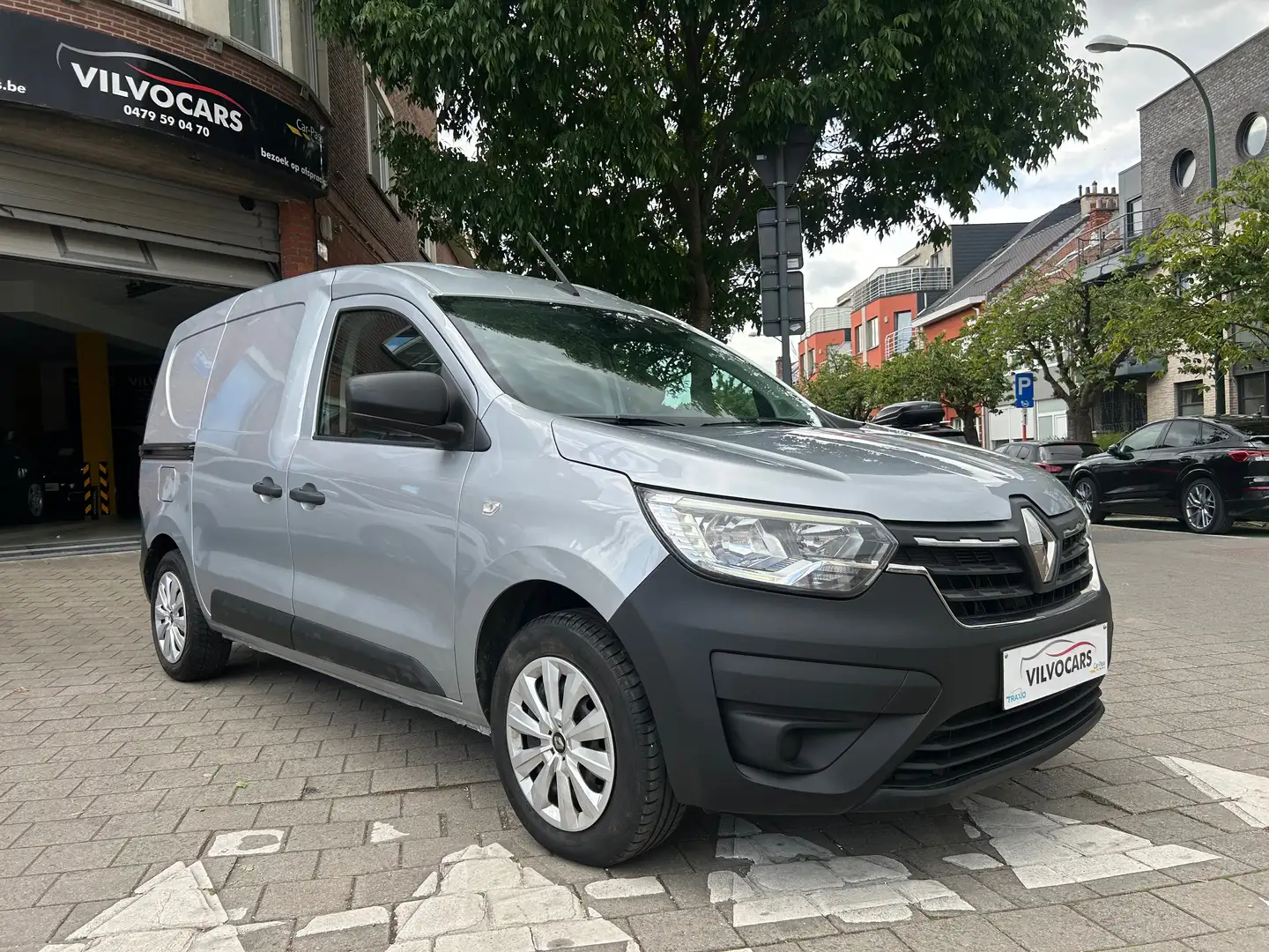 Renault Express 1.5 Blue dCi Confort (EU6d) Plateado - 2