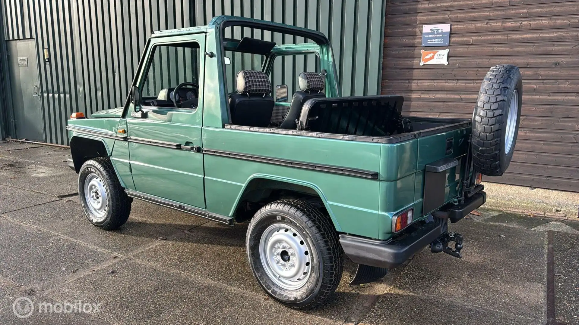 Mercedes-Benz G 300 GD Cabrio Groen - 2