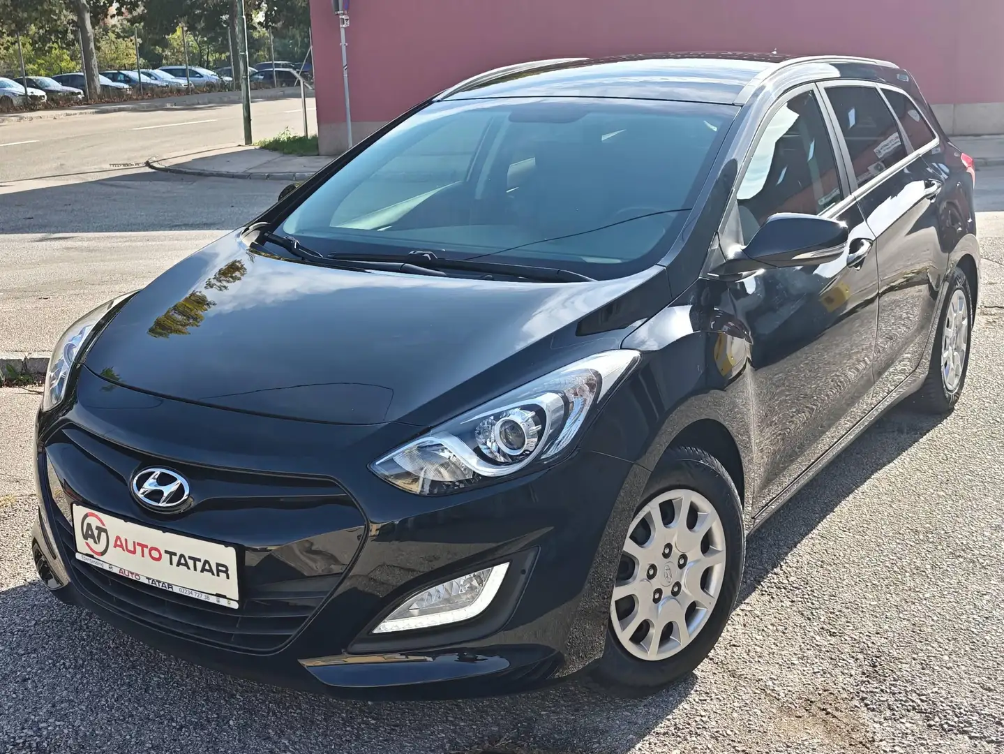 Hyundai i30 1,4 CRDi Europe Plus DPF| 91,- mtl. |Service Neu ! Schwarz - 2