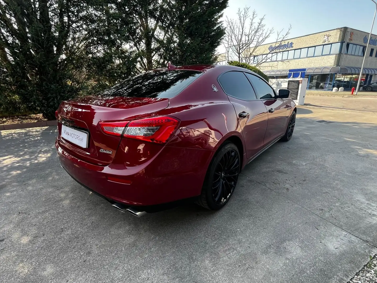 Maserati Ghibli Ghibli+3.0+V6+ds+250cv+auto+my17 Červená - 2