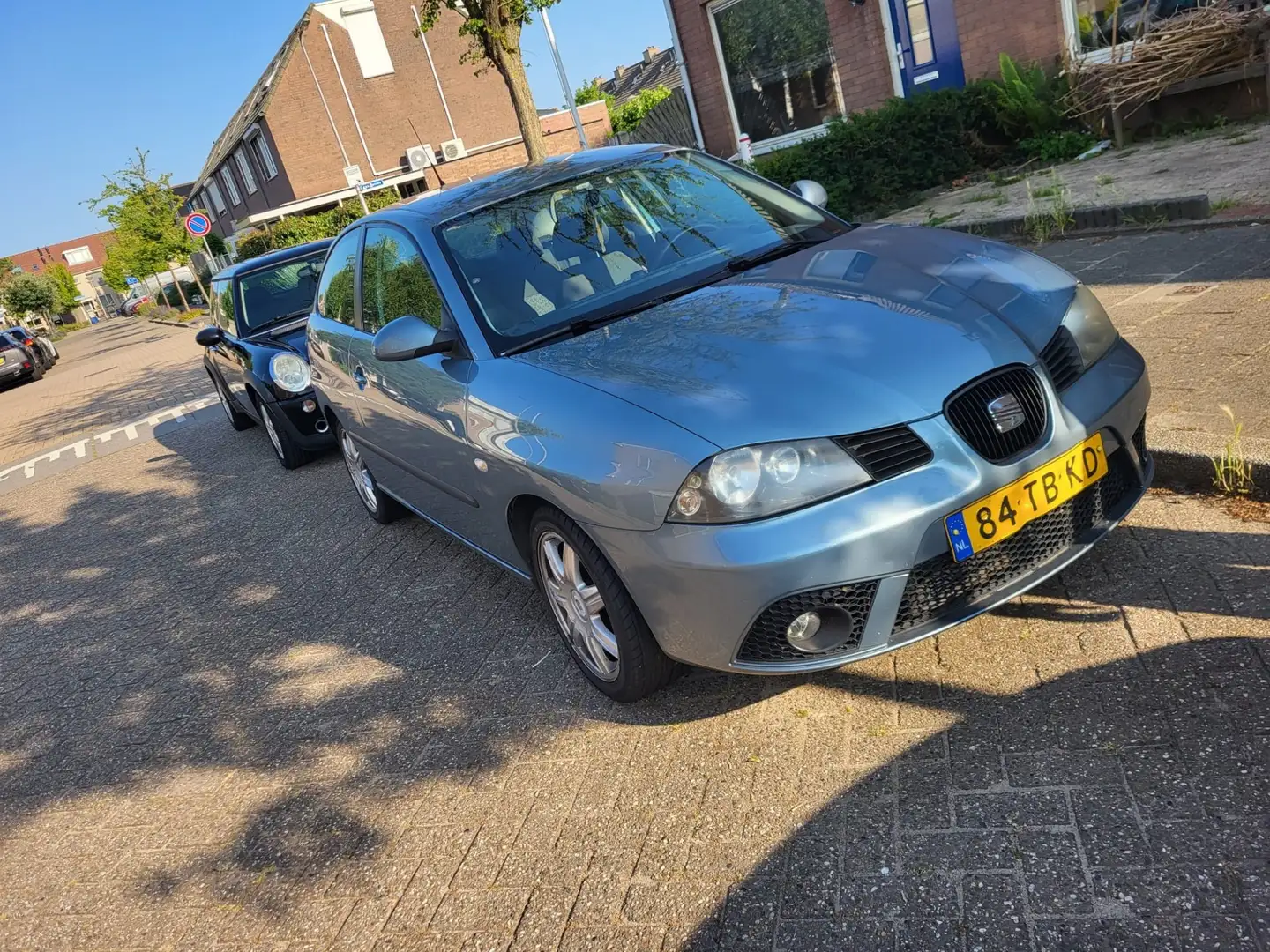 SEAT Ibiza 1.4-16V Sensation Blauw - 1