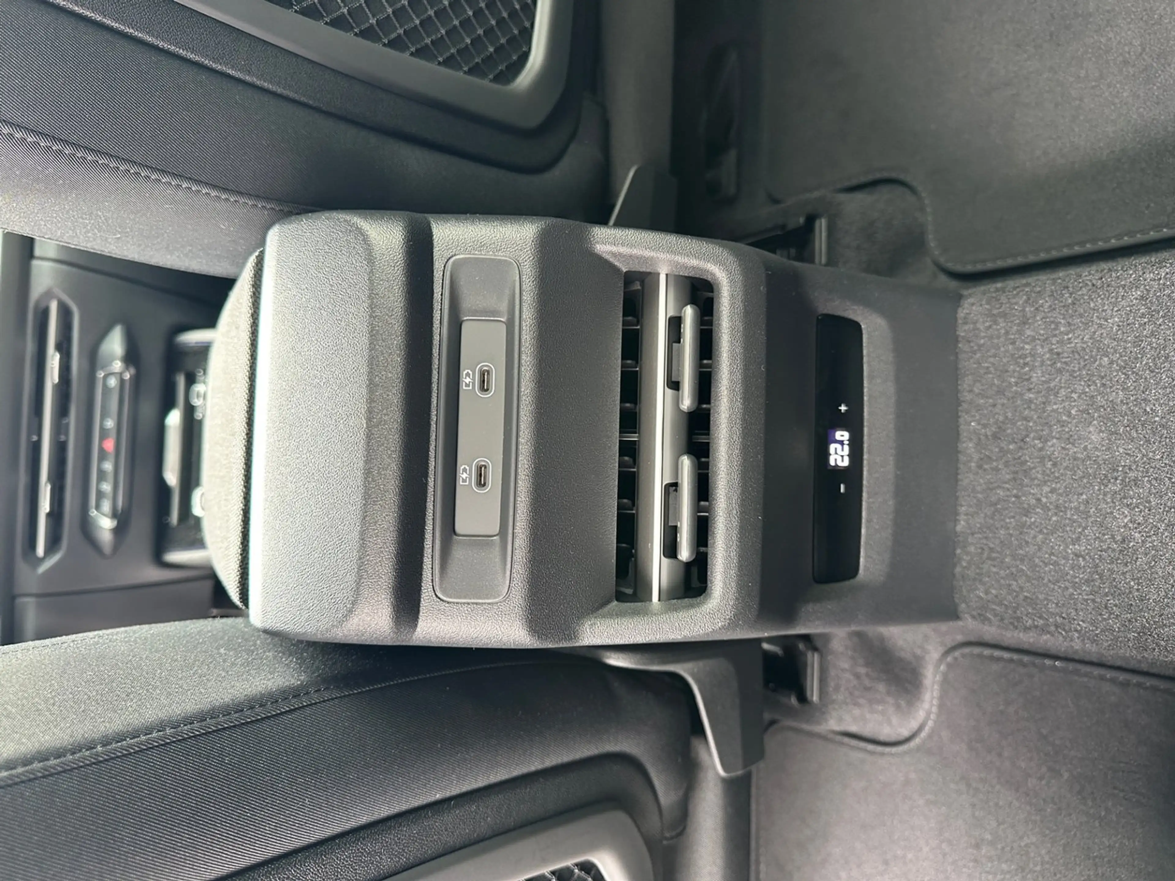 Audi Q3 TFSI quattro 150 kW  intense — photo 19