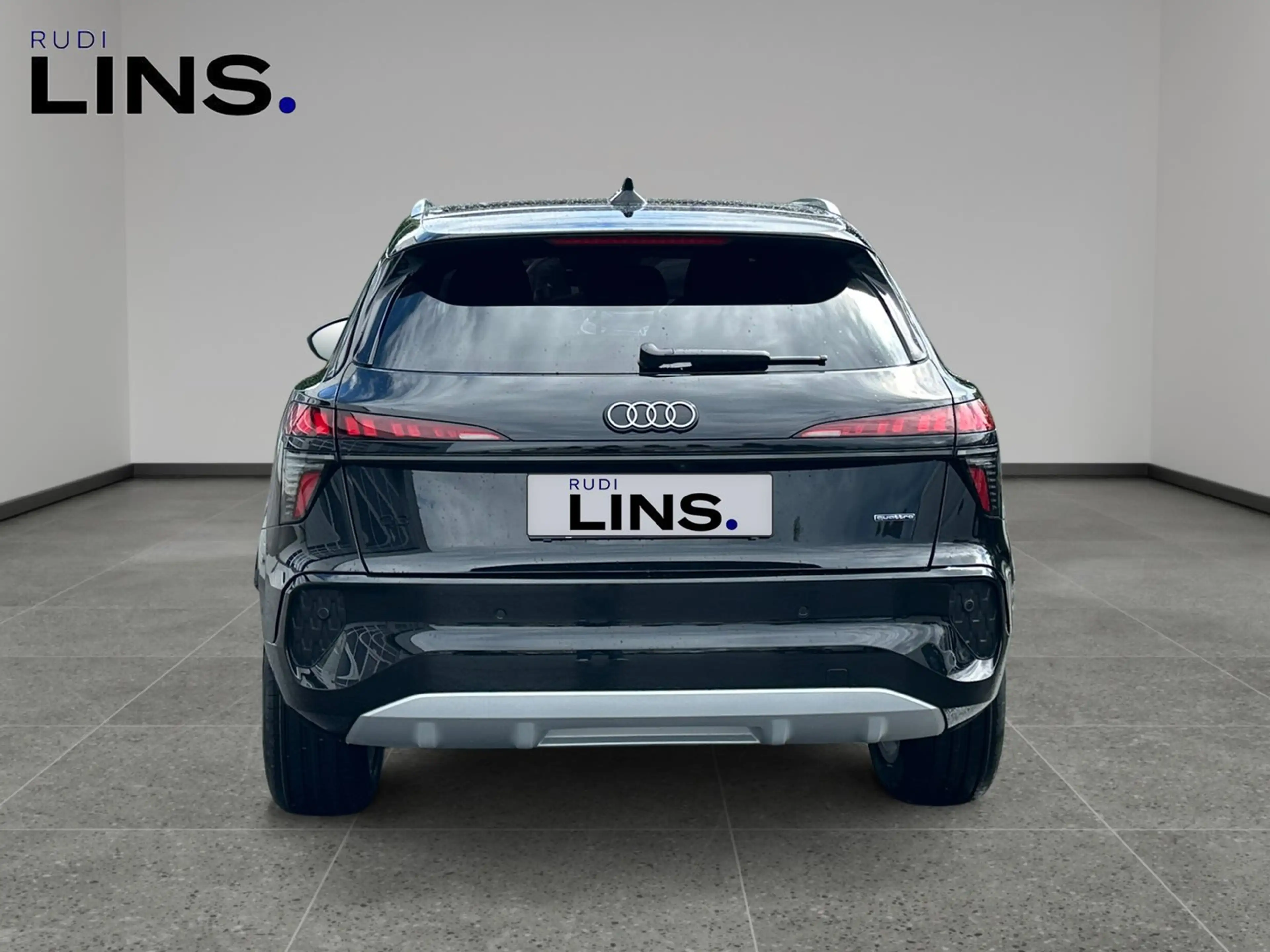 Audi Q3 TFSI quattro 150 kW  intense — photo 4