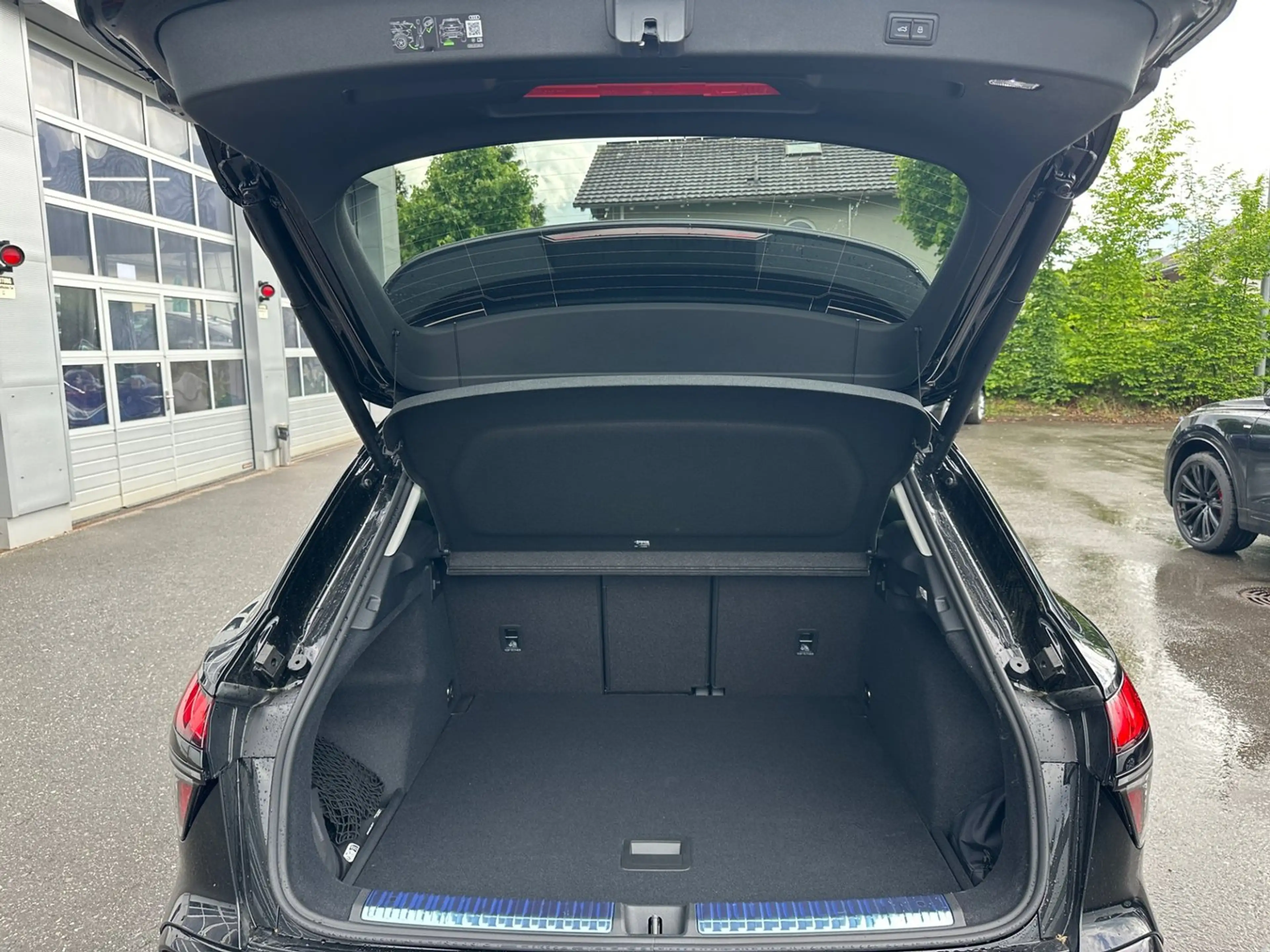 Audi Q3 TFSI quattro 150 kW  intense — photo 20