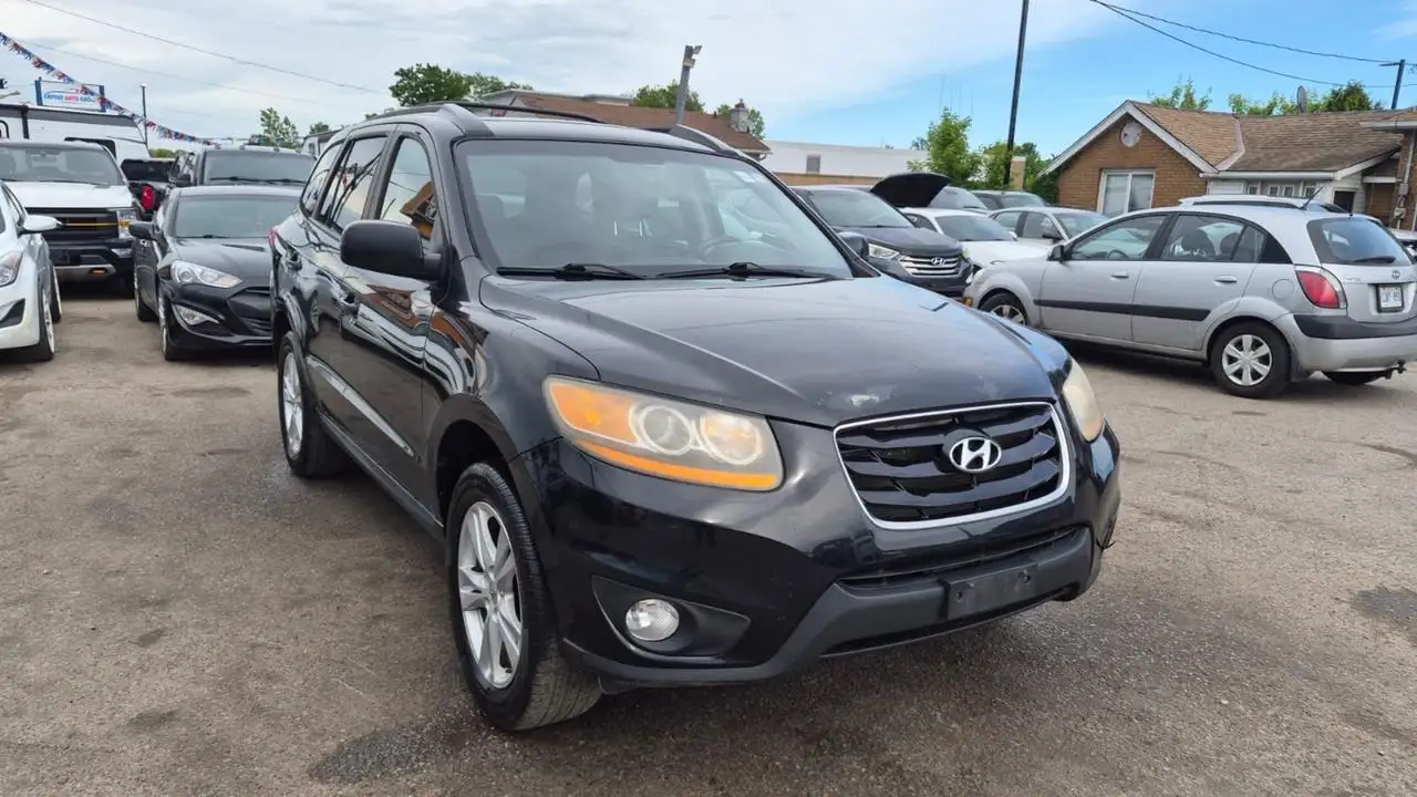 Hyundai SANTA FE photo Hyundai SANTA FE