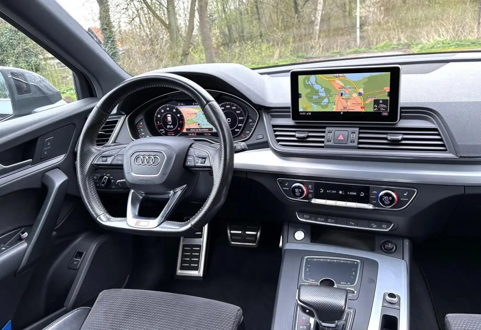 Audi Q5 2.0 S line virtual cockpit NIEUW MODEL Grijs - 2