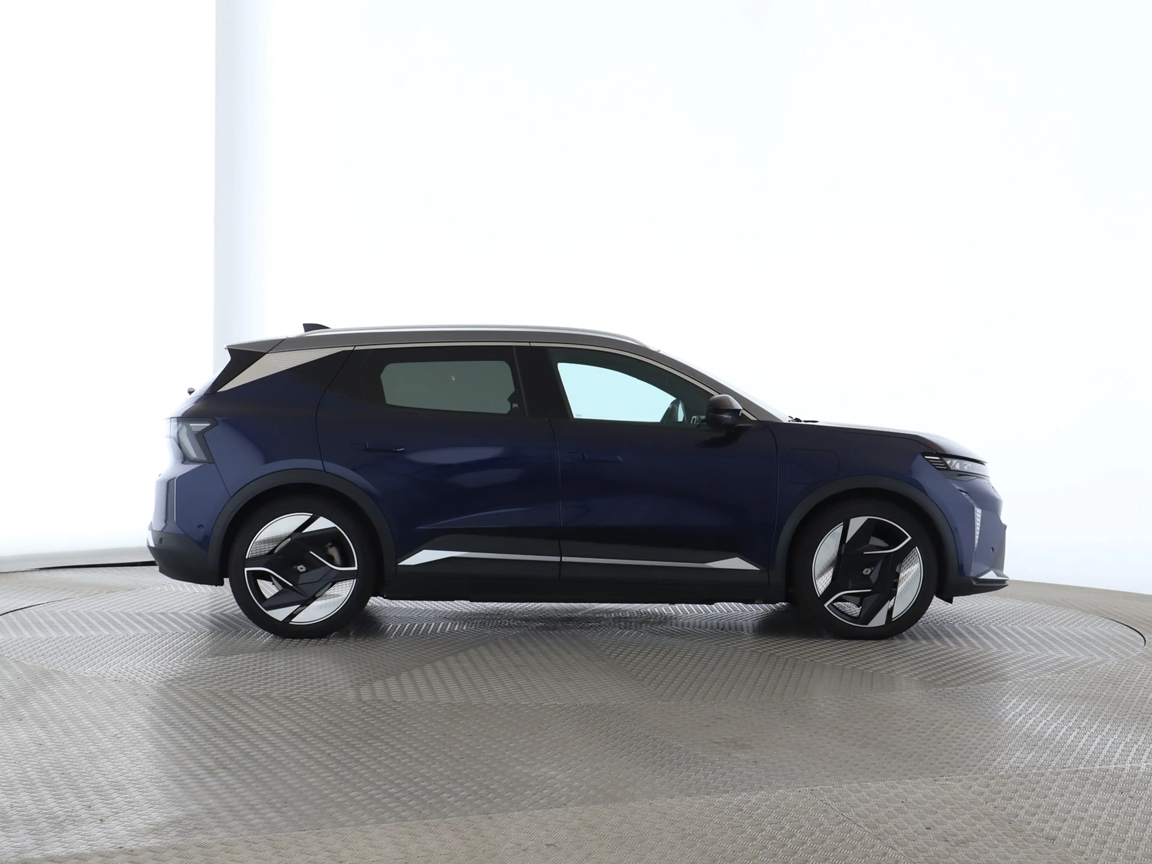 Renault Scenic 100% ele Iconic 220 Long Range SHZ — photo 8