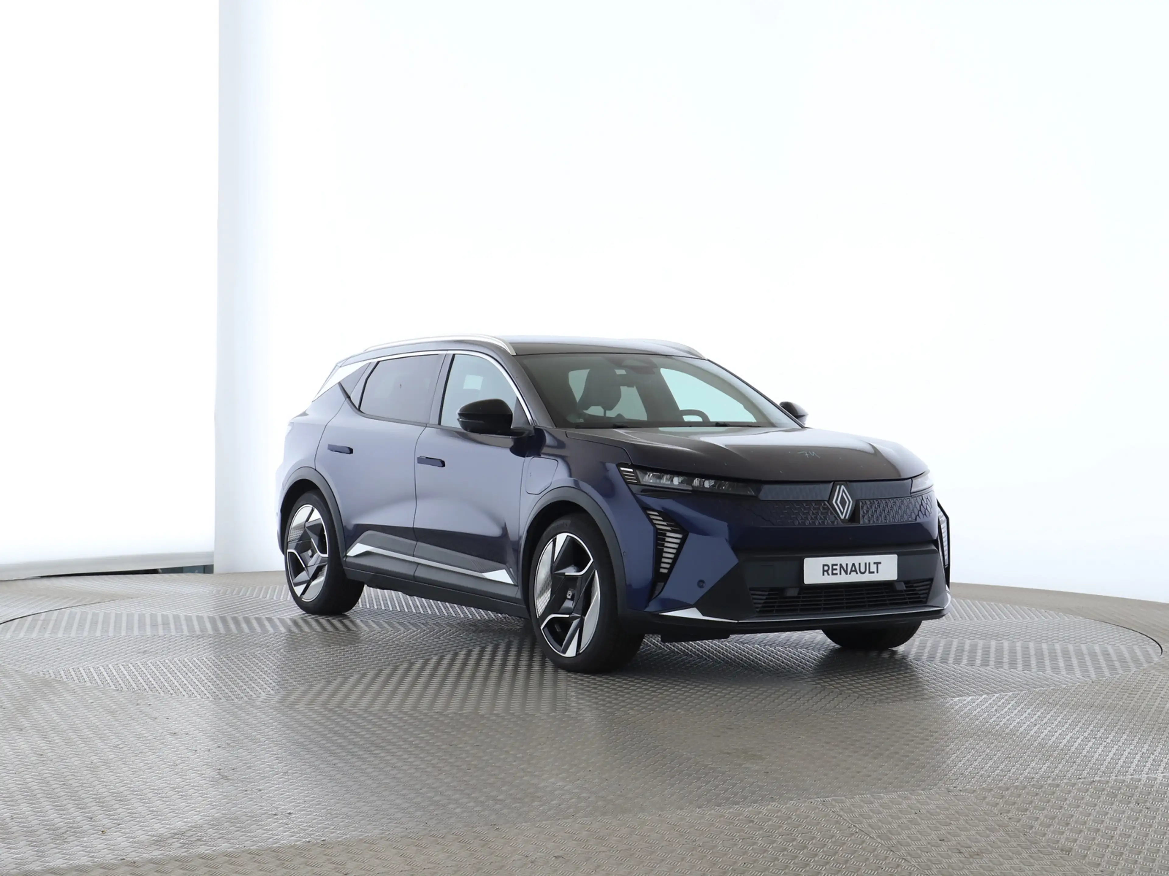 Renault Scenic 100% ele Iconic 220 Long Range SHZ — photo 9