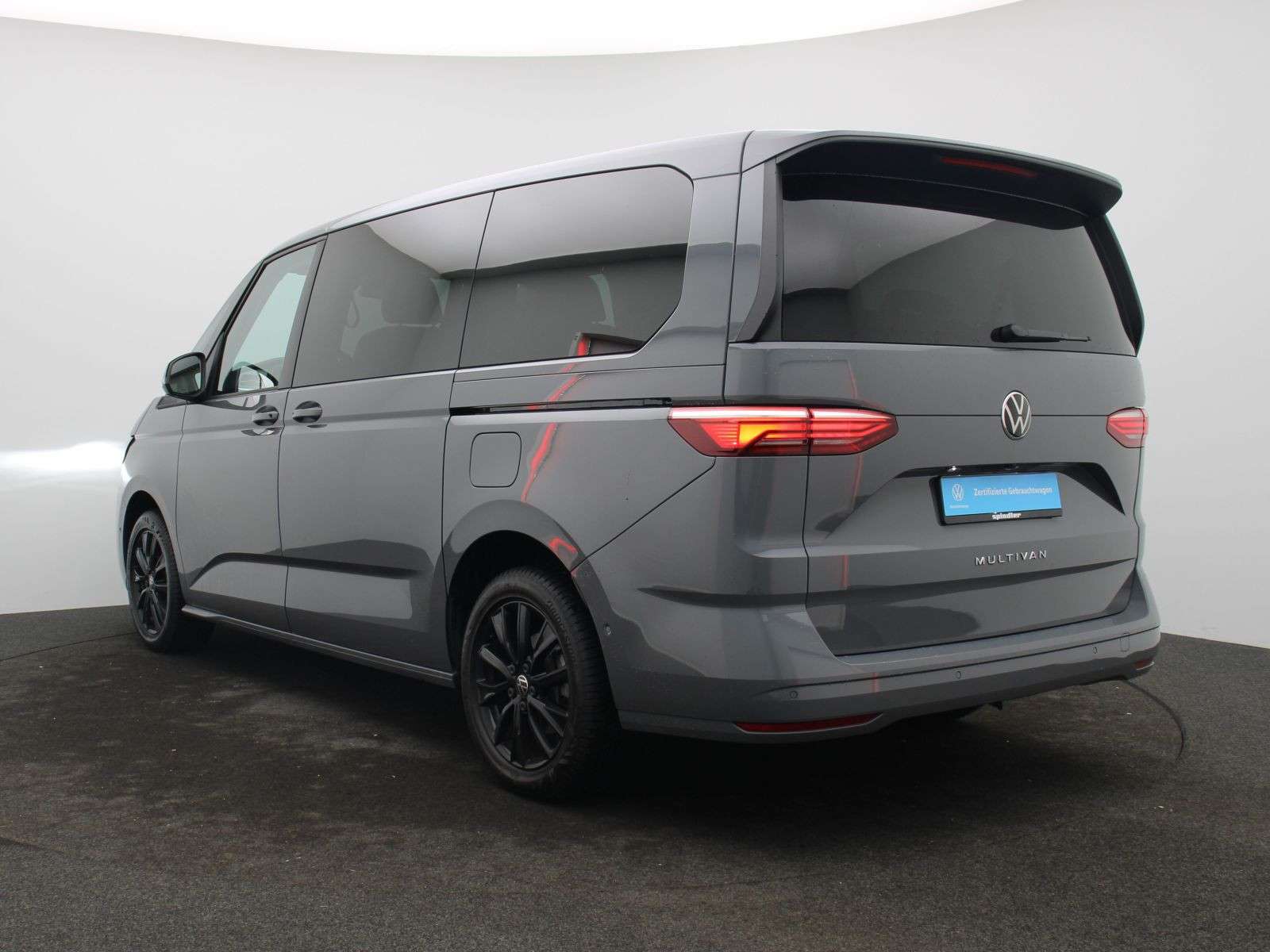 Volkswagen T7