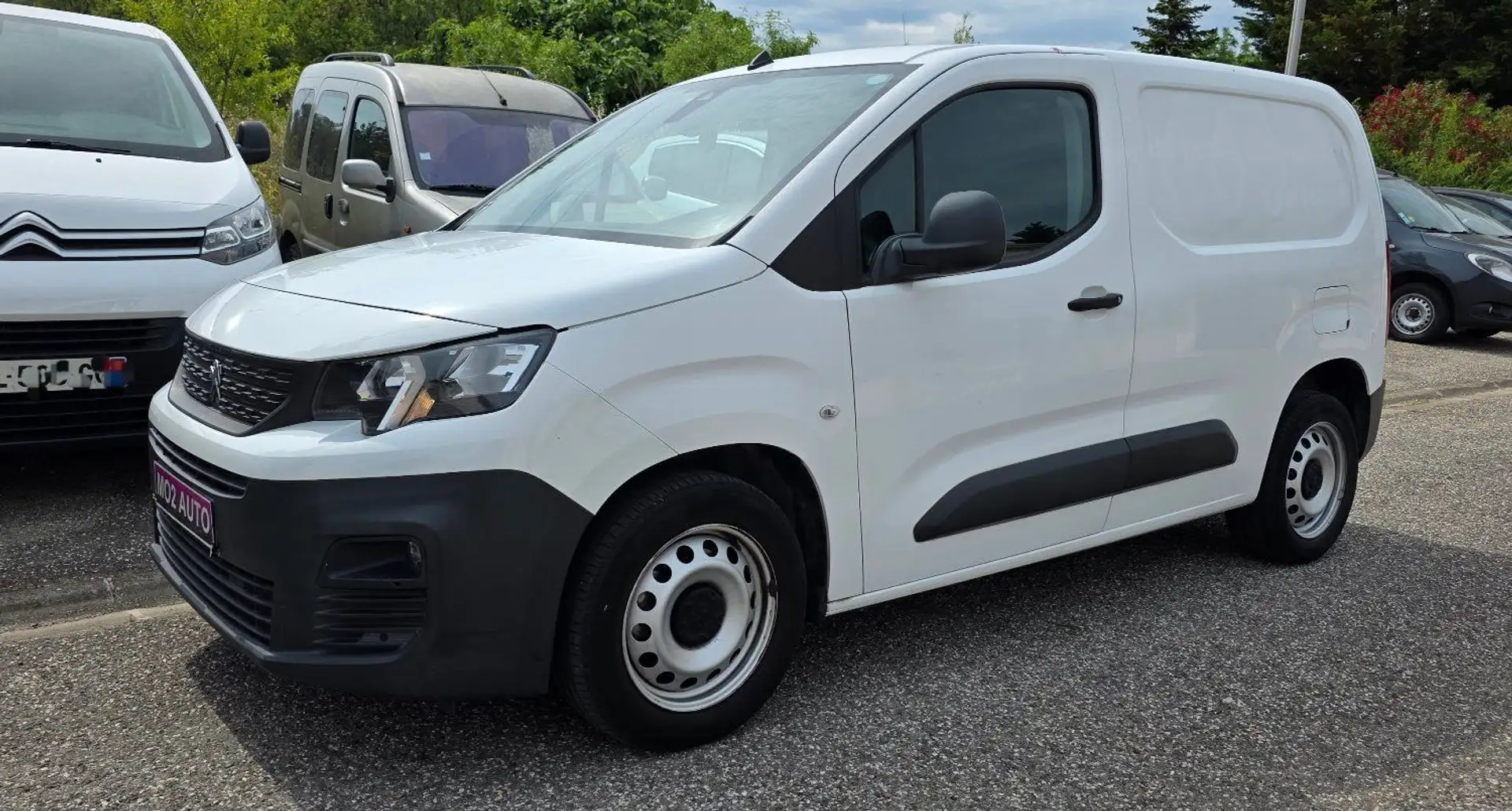 Peugeot Partner 1.6 bluehdi 100ch 1000kg asphalt 2019 122.000kms g Blanc - 1
