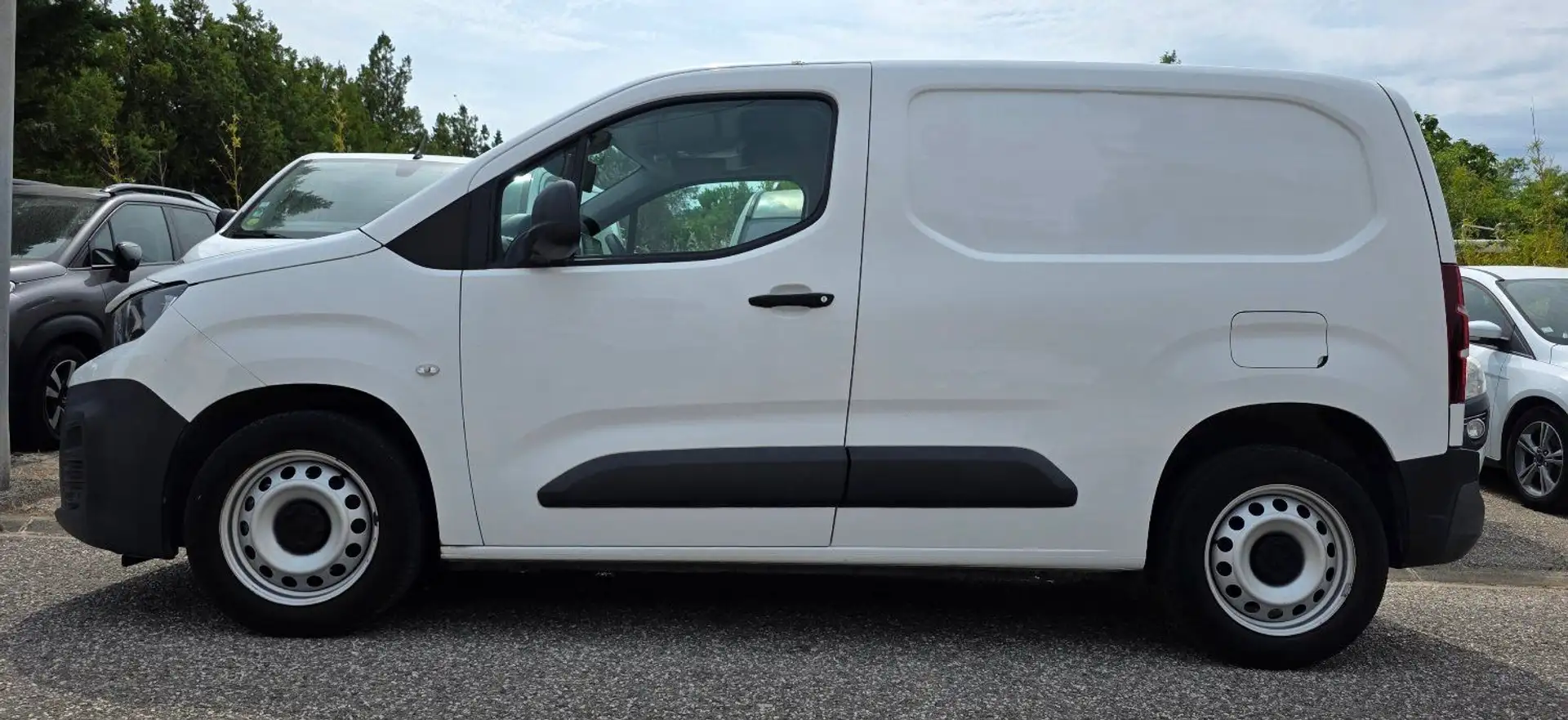 Peugeot Partner 1.6 bluehdi 100ch 1000kg asphalt 2019 122.000kms g Blanc - 2