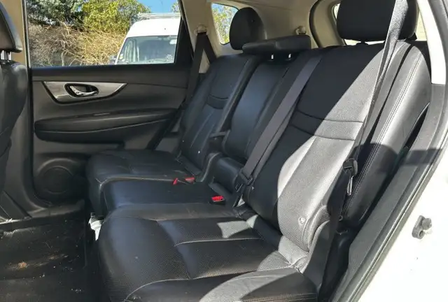Nissan X-Trail view 11