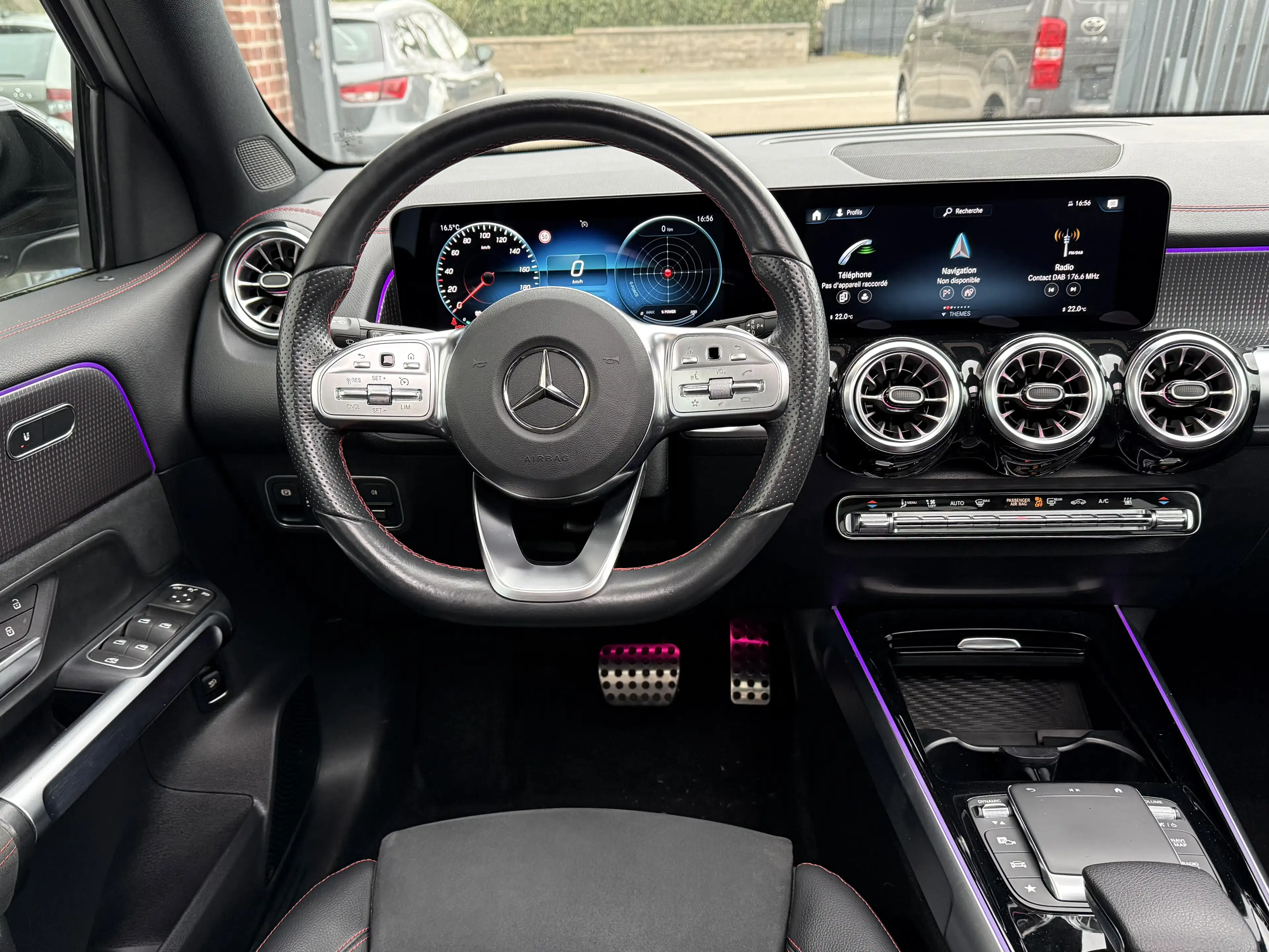 Mercedes-Benz EQB 300 4x4 7pl. 66.5 kWh AMG PACK INT/EXT NIGHT ÉDITION — photo 13