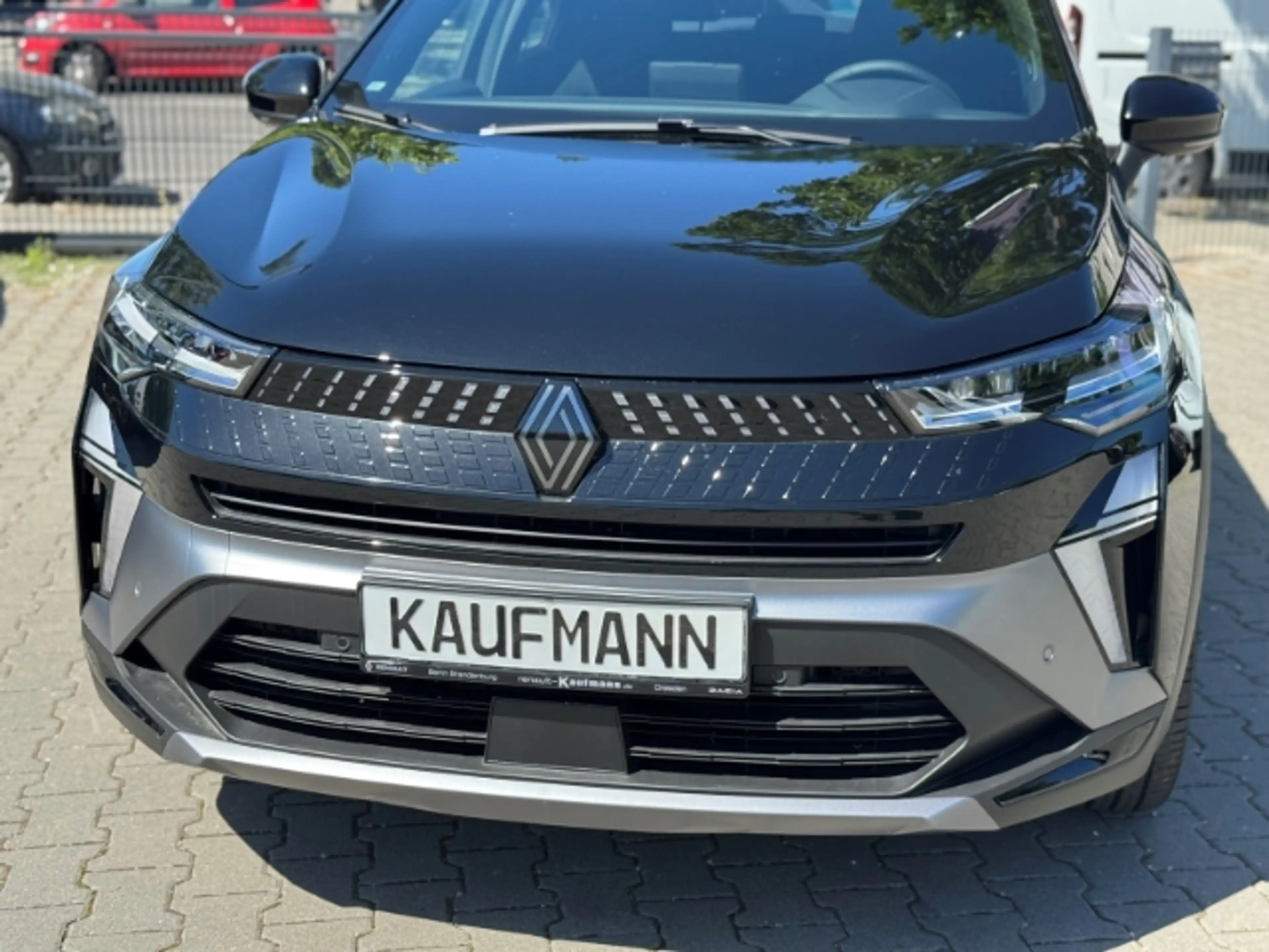 Renault Captur 160 E-Tech Full Hybrid Esprit Alpine 1.8 EU6e — photo 3