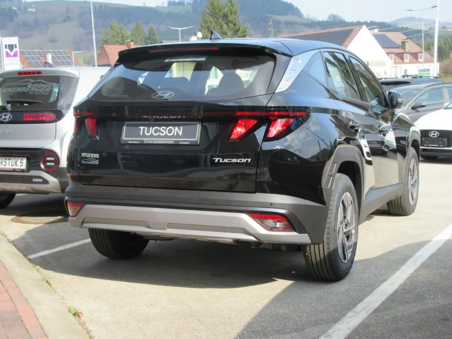 Hyundai TUCSON NX4 Smart Line 1,6 T-GDi 2WD t6bs1-PP3 Schwarz - 2