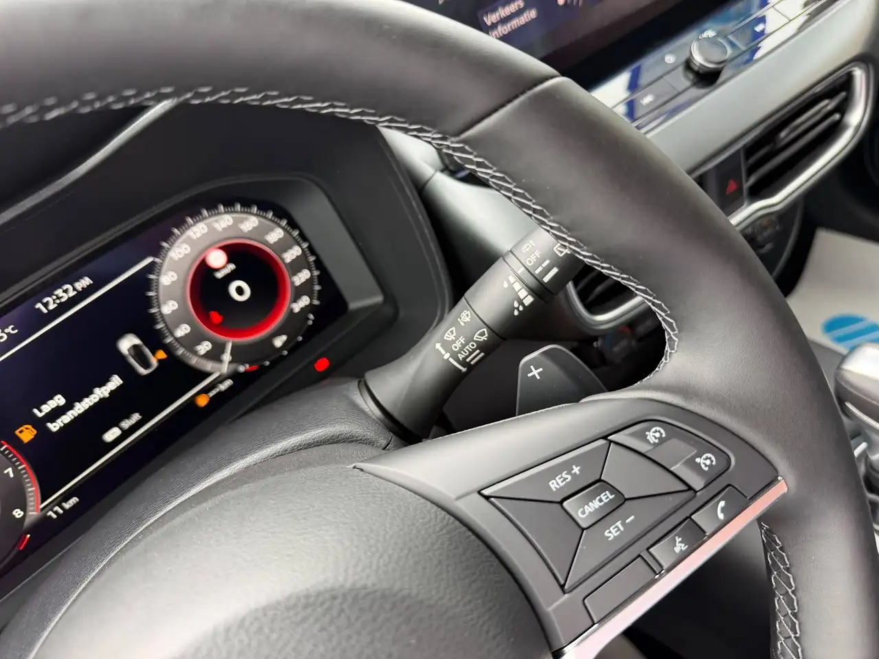 Nissan Juke 1.0 DIG-T 114PK DCT N-Connecta + COLD/PACK + NAV NIEUW 0KM, миниатюра 19