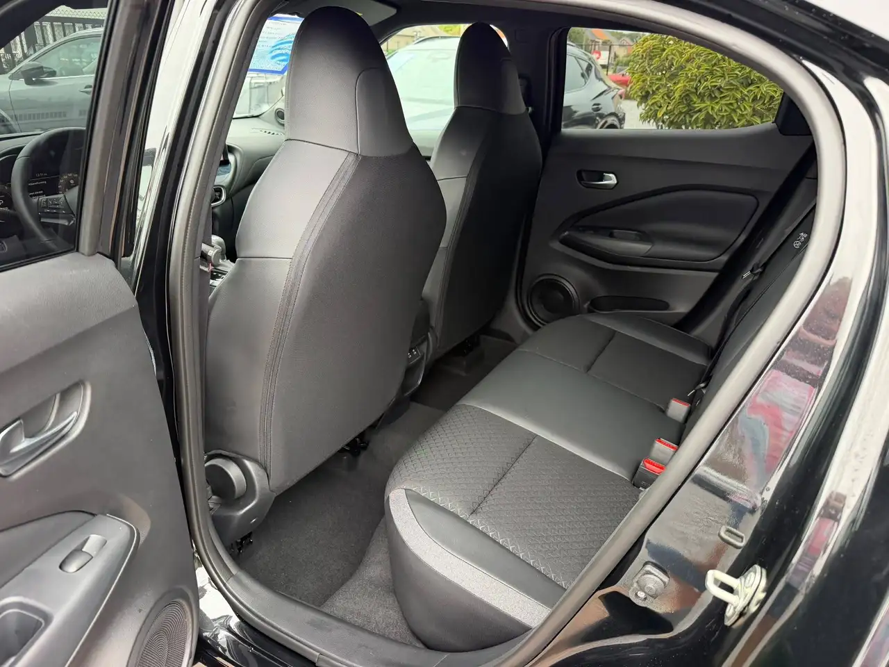 Nissan Juke 1.0 DIG-T 114PK DCT N-Connecta + COLD/PACK + NAV NIEUW 0KM, миниатюра 8