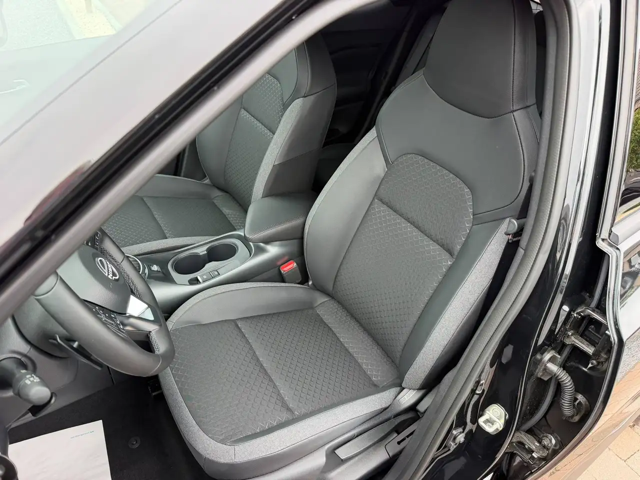 Nissan Juke 1.0 DIG-T 114PK DCT N-Connecta + COLD/PACK + NAV NIEUW 0KM, миниатюра 29