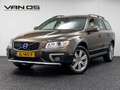Volvo XC70 2.0 T5 FWD Inscription Edition Brun - thumbnail 1