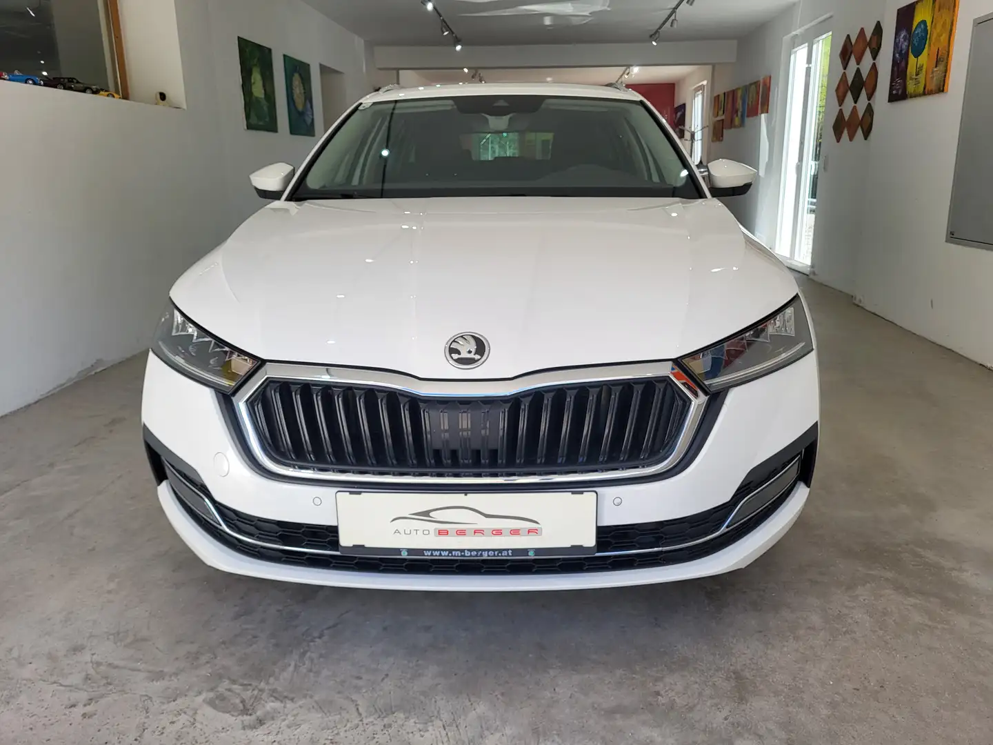 Skoda Octavia Octavia Combi 2,0 TDI Style *3 Jahre Garantie Weiß - 2