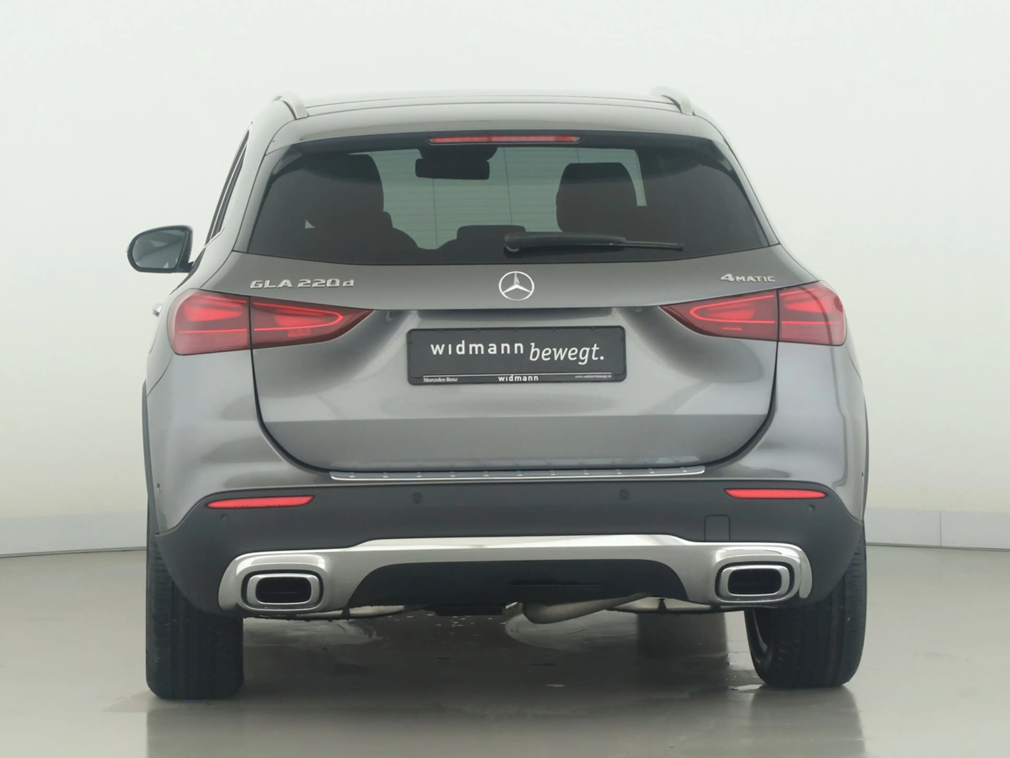 Mercedes-Benz GLA 220 d 4MATIC 360 ACC AHK AUT DynLicht Kam. — photo 4