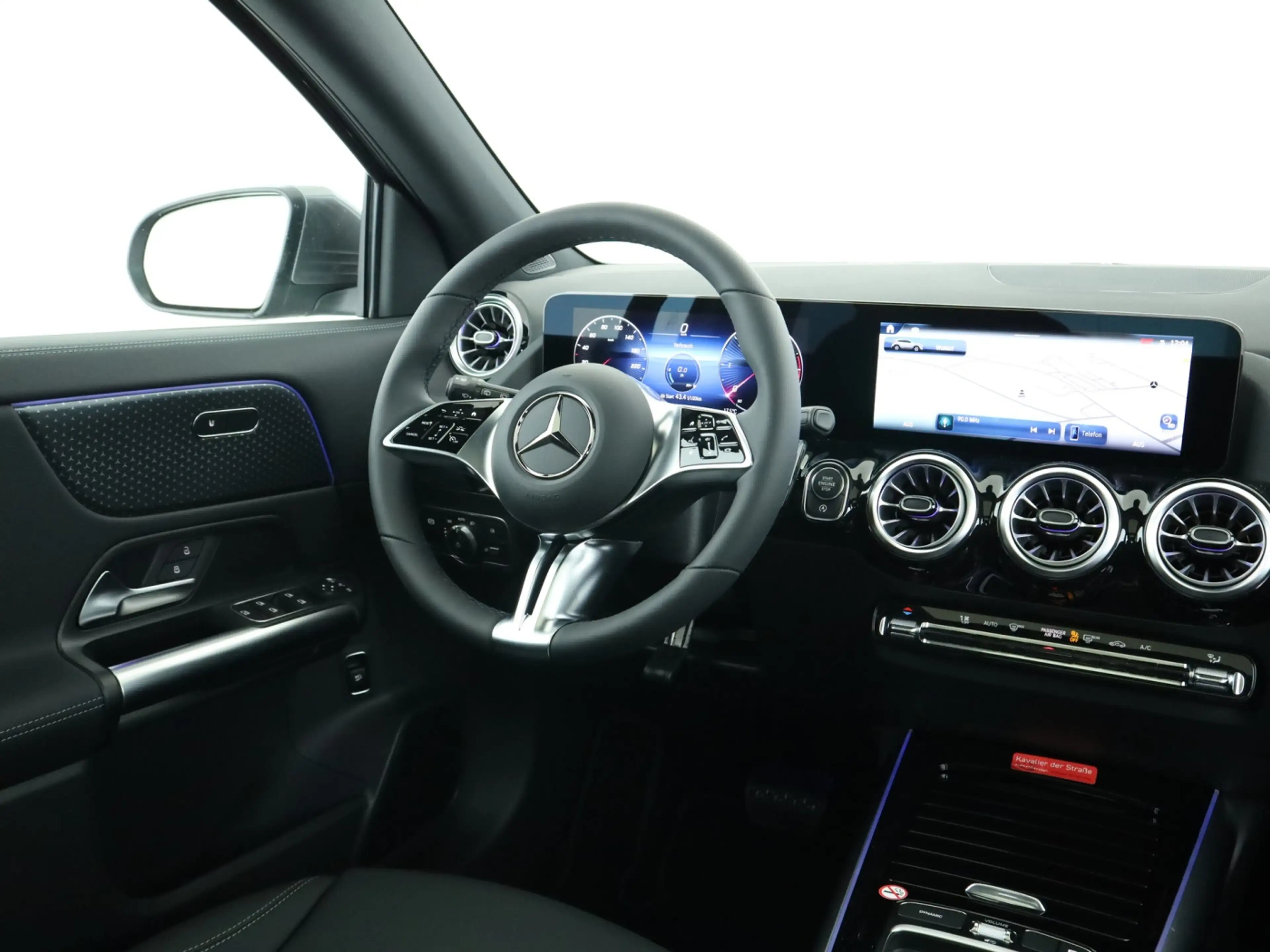 Mercedes-Benz GLA 220 d 4MATIC 360 ACC AHK AUT DynLicht Kam. — photo 10
