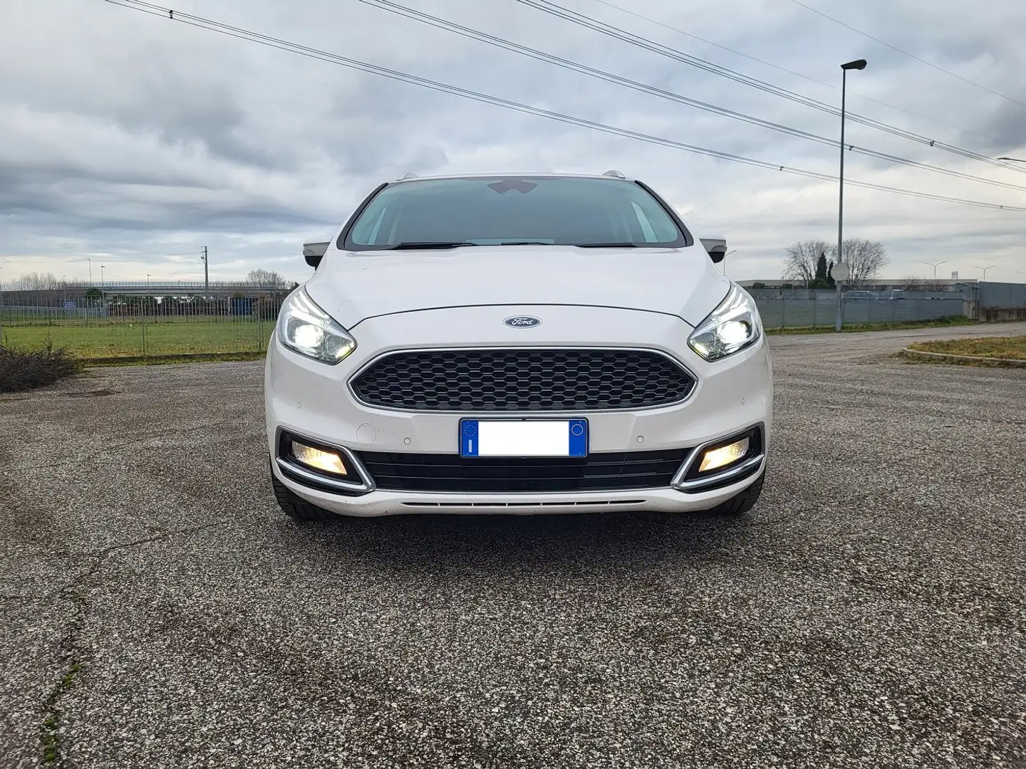 Ford S-Max 2.0 tdci 150cv Vignale automatico Blanc - 2