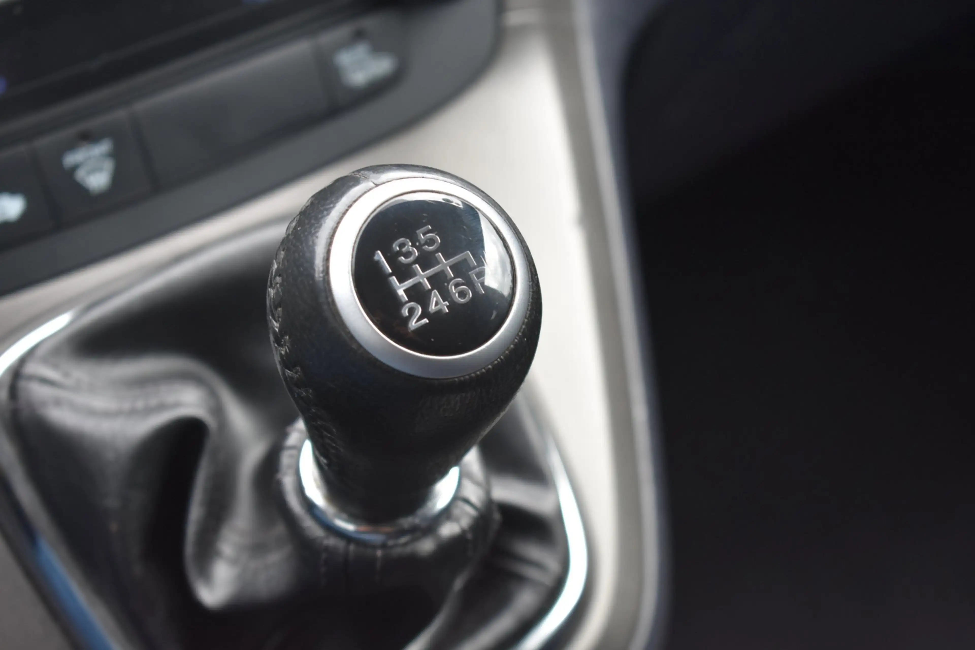 Honda CR-V 2.0i Comfort '12 Clima Cruise Inruil mogelijk — photo 17