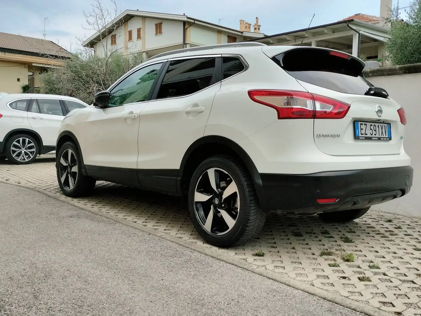 Nissan Qashqai 1.5 dci 360 110cv - 1