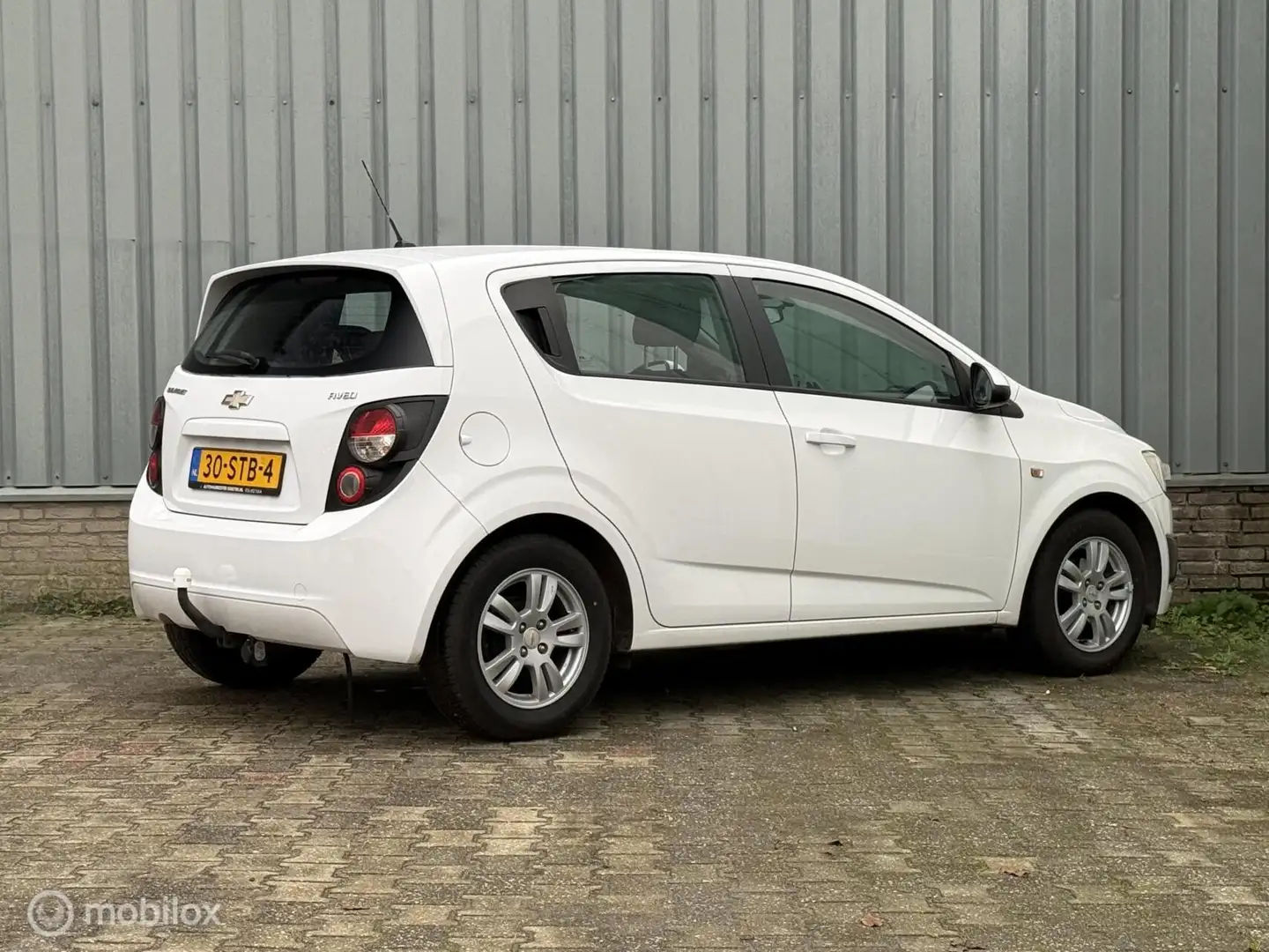 Chevrolet Aveo 1.2 LT | Airco | Trekhaak | 5-Deurs Blanc - 2