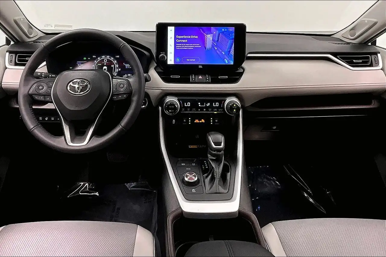 Toyota RAV 4 снимка Toyota RAV 4