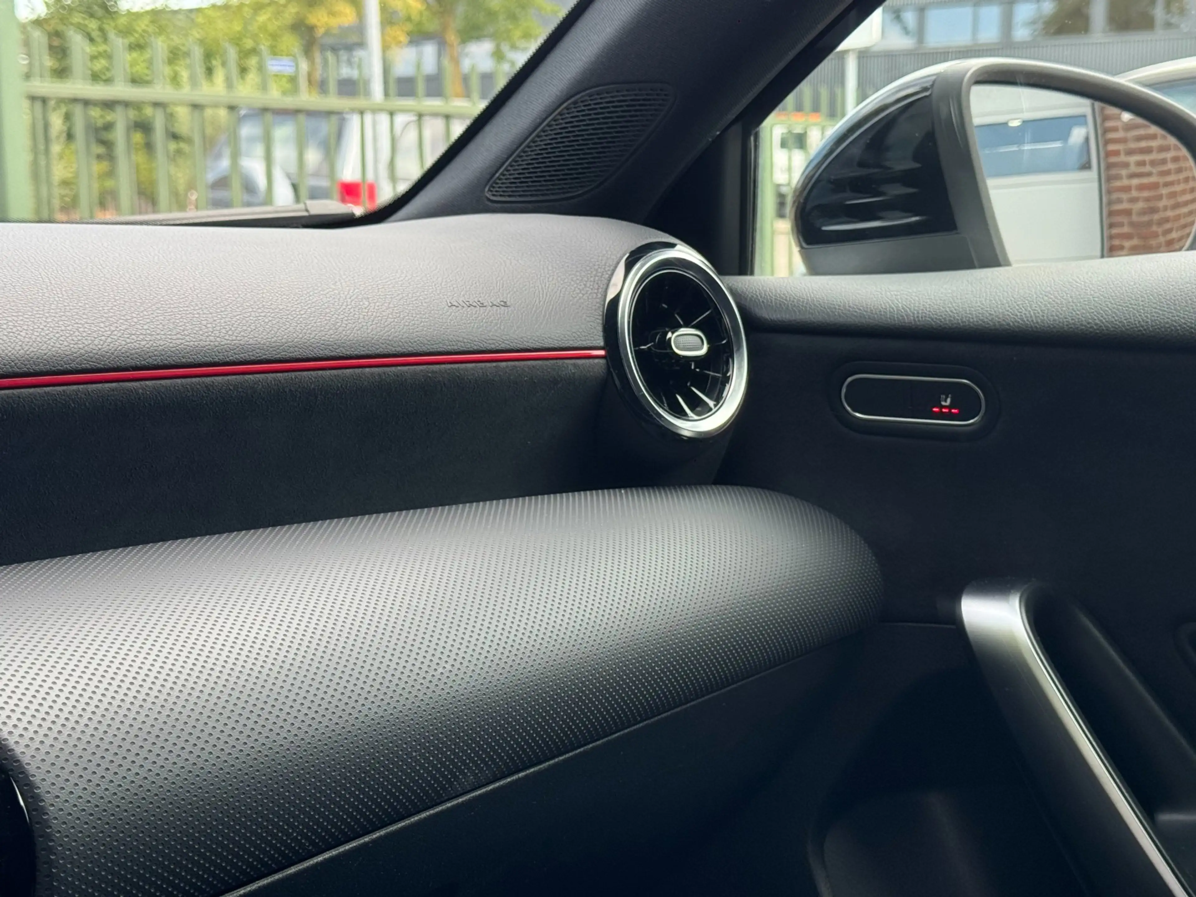 Mercedes-Benz A 200 Premium Plus|AMG-Line|Camera|Stoelverw| — photo 24