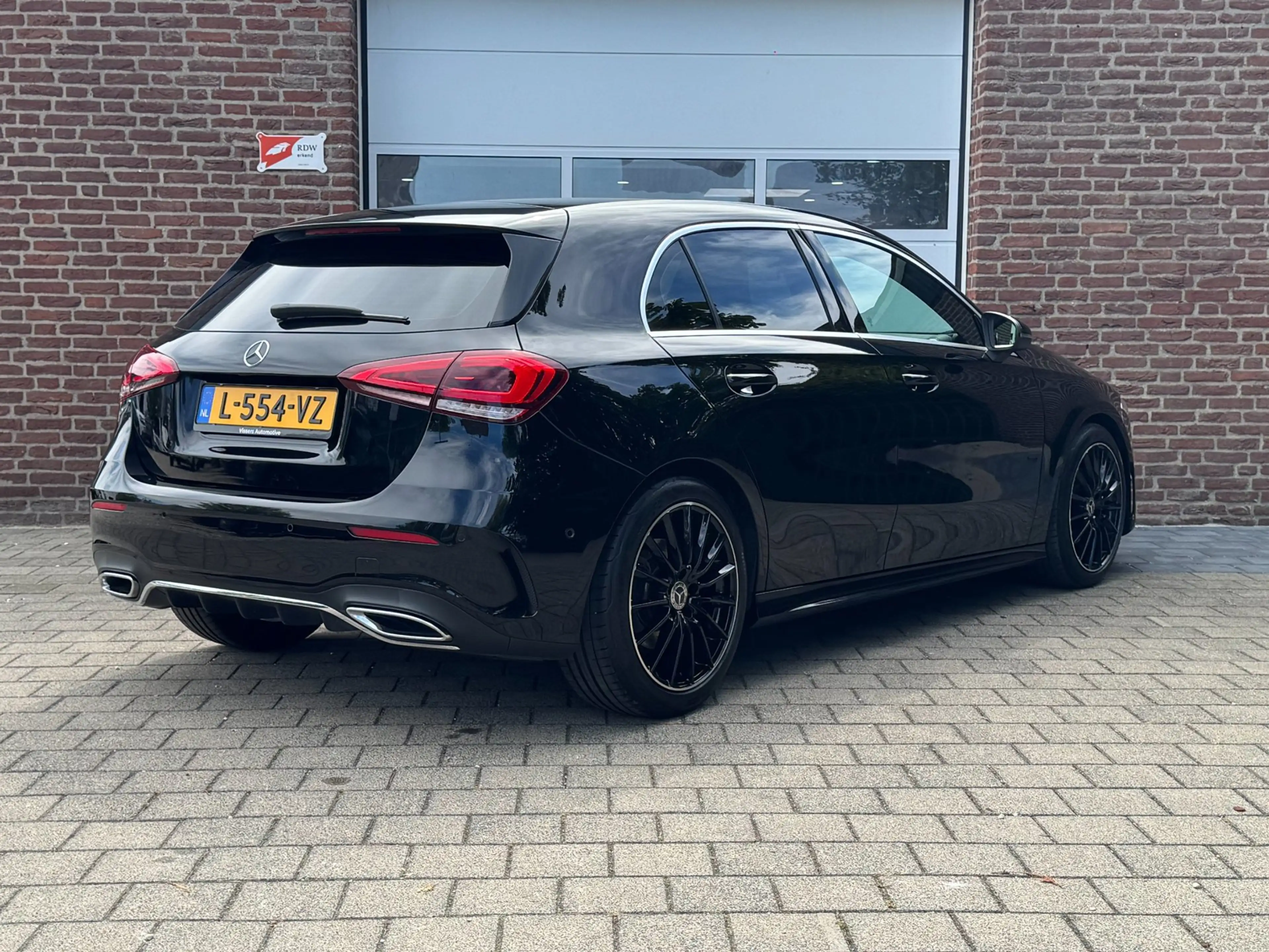 Mercedes-Benz A 200 Premium Plus|AMG-Line|Camera|Stoelverw| — photo 6