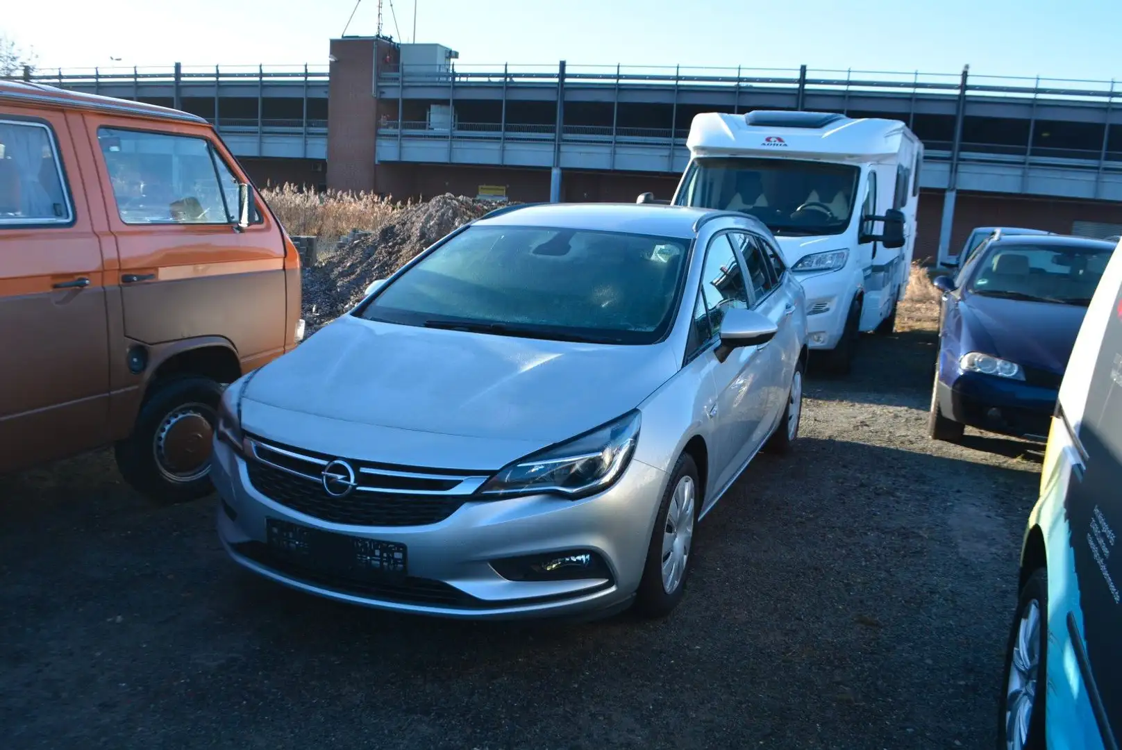 Opel Astra K Sports Tourer Business Start/Stop Silber - 1