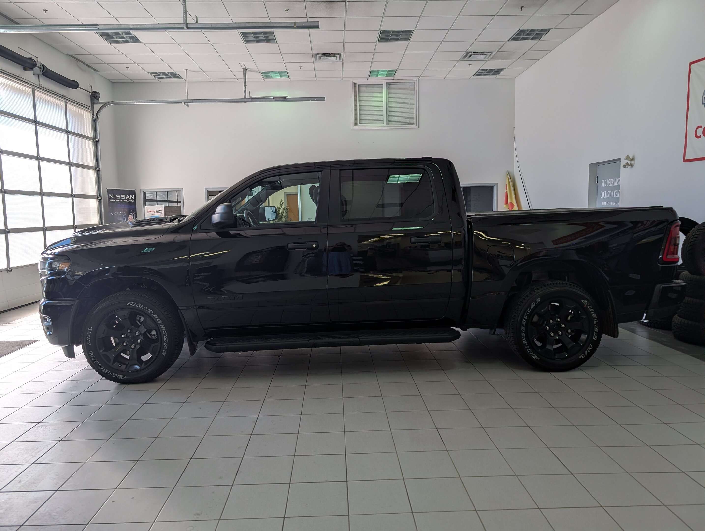 2026 RAM 1500 Express — снимка 5
