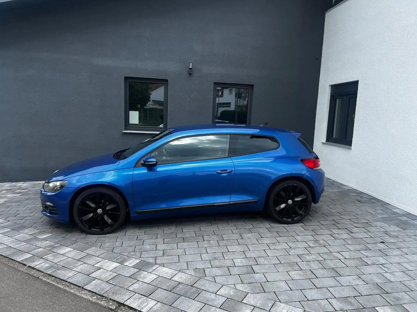 Volkswagen Scirocco Scirocco 2,0 TDI DPF Blau - 1