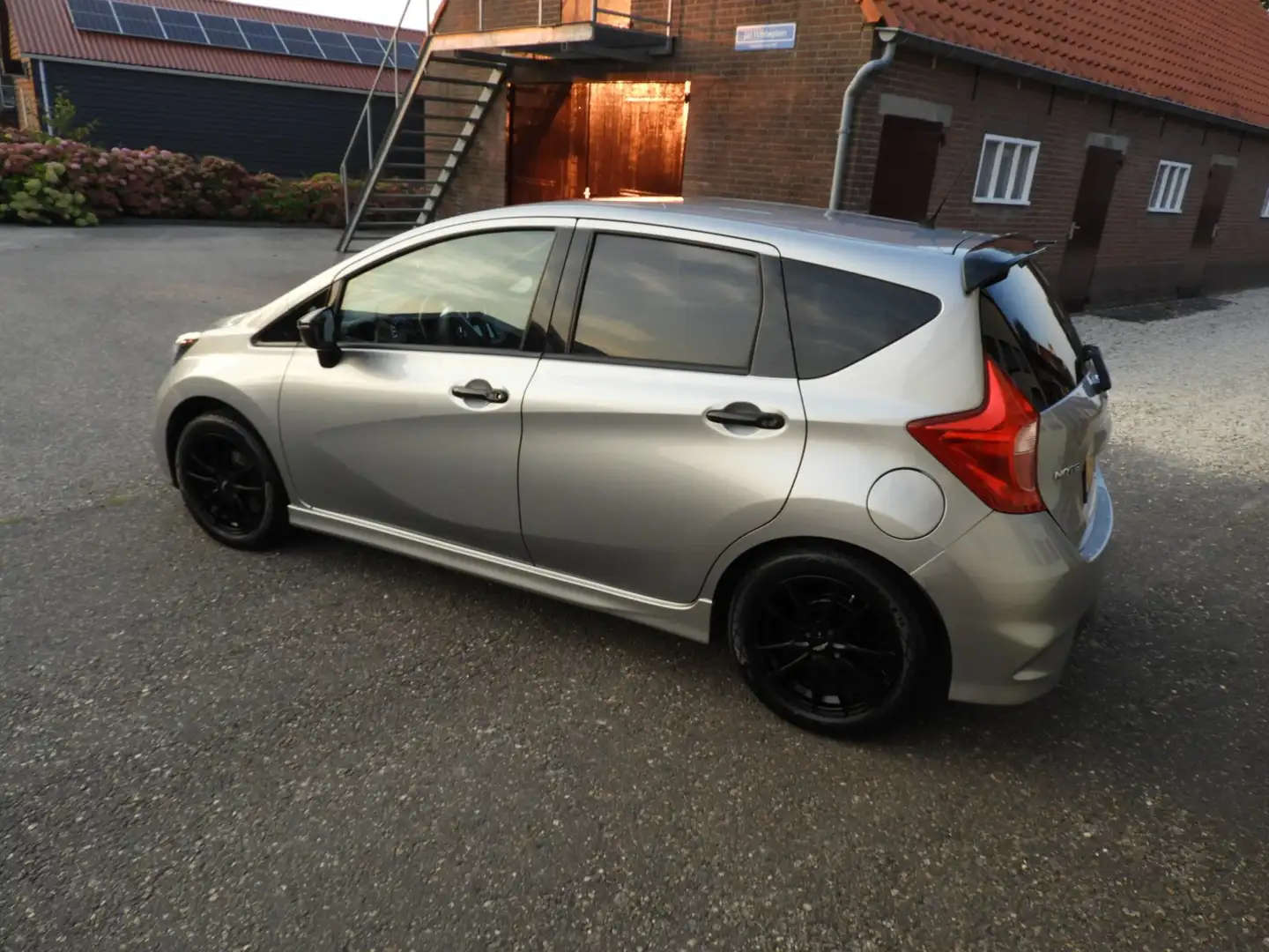 Nissan Note 1.2 Black Edition Gris - 2