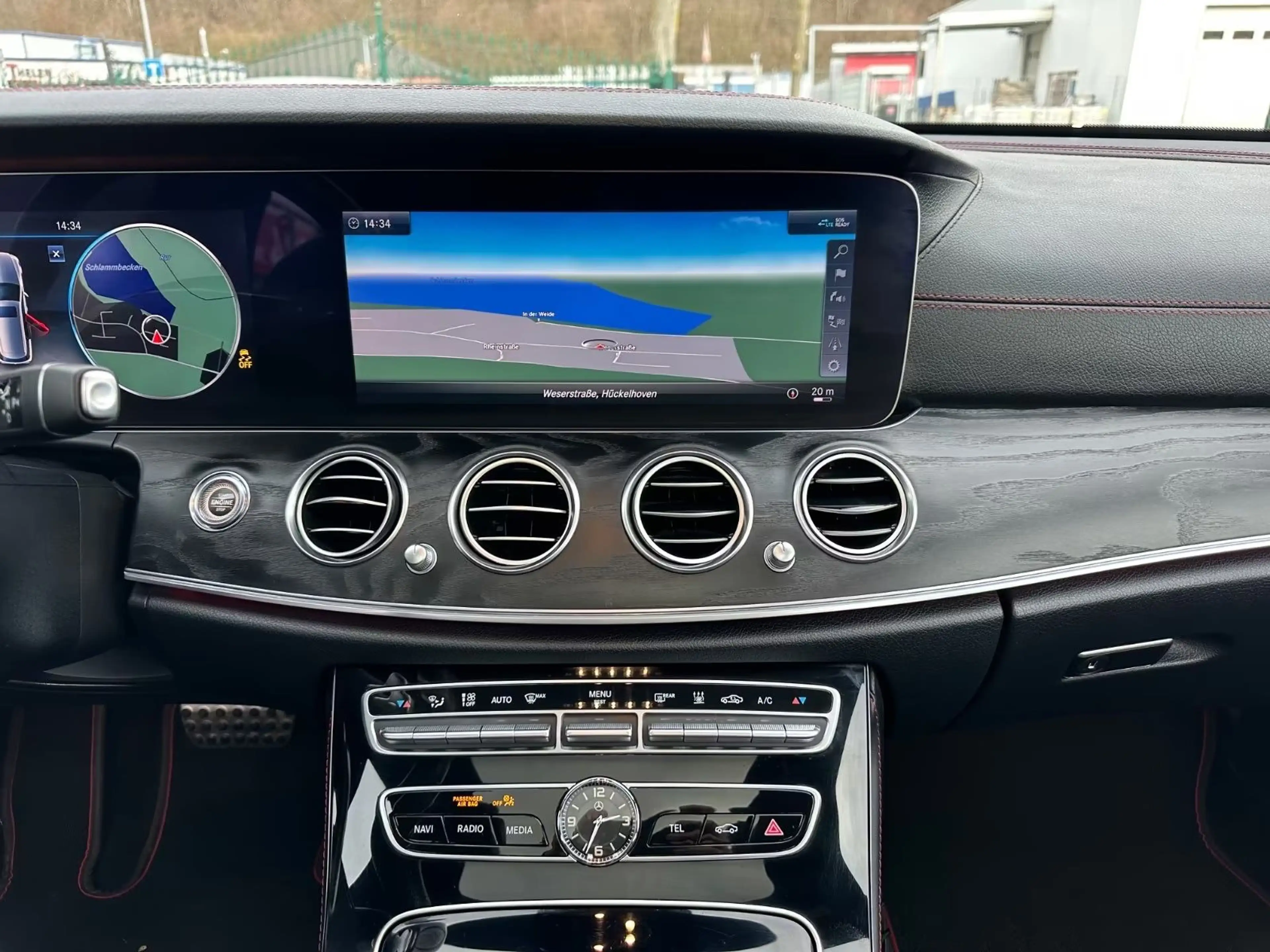 Mercedes-Benz E 43 AMG T 4M Distr HUD Pano 360° Sitzbelüf AHK — photo 22