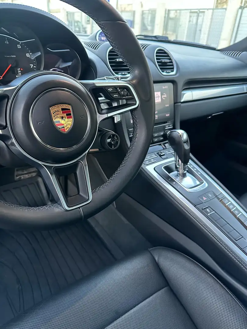 Porsche 718 Cayman Nero - 2