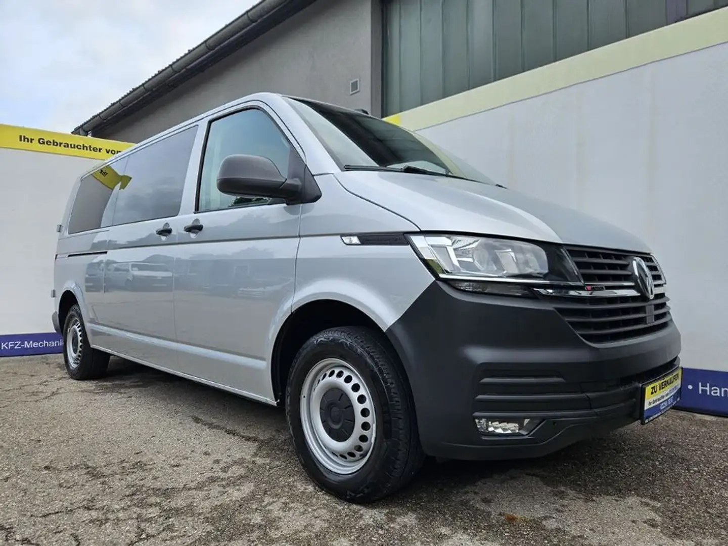 Volkswagen T6 Kombi lang 4MOTION AHV SHZ APP Silber - 2
